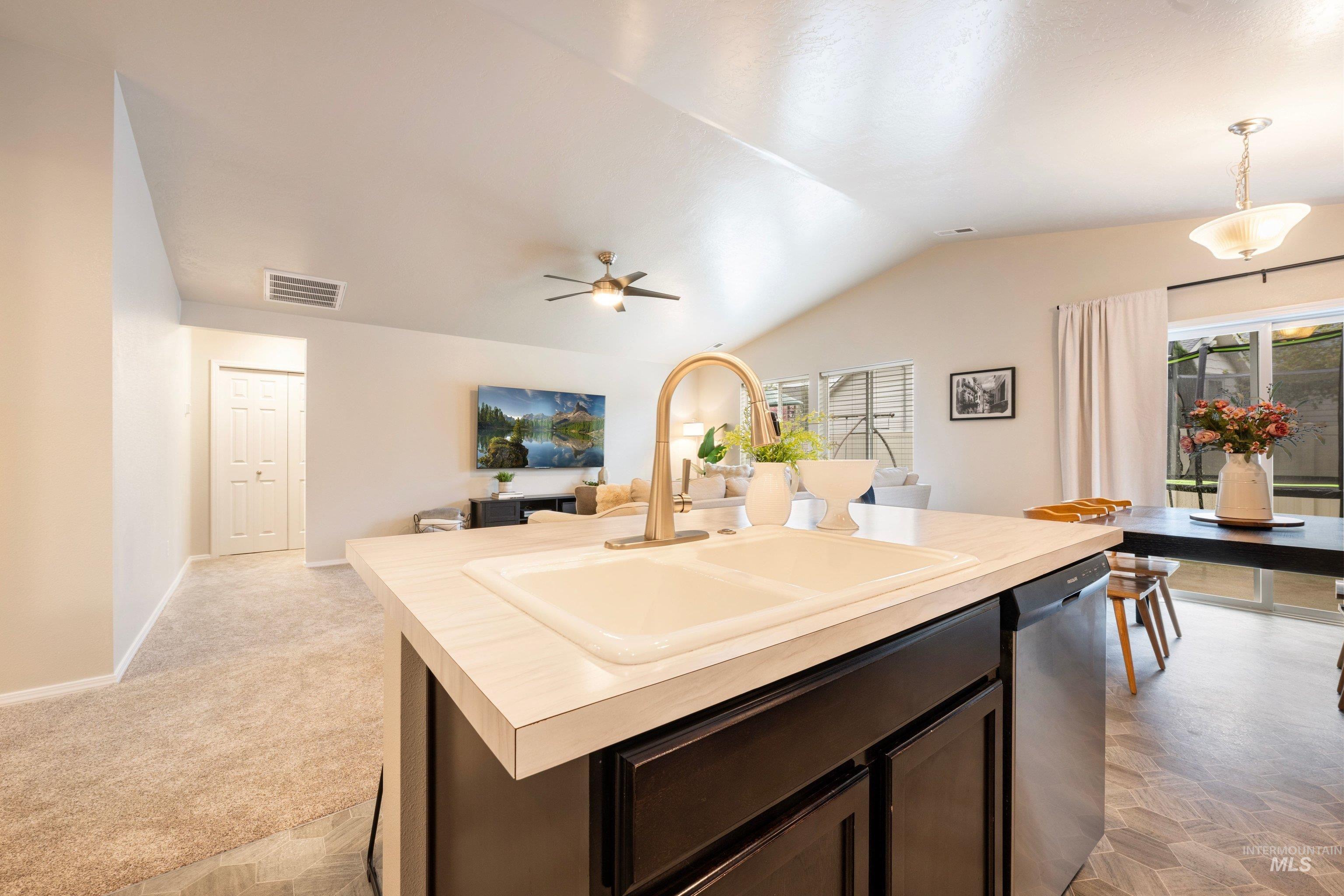 2983 W McIntosh St, Kuna, Idaho 83634, 3 Bedrooms, 2 Bathrooms, Residential For Sale, Price $400,000,MLS 98982366