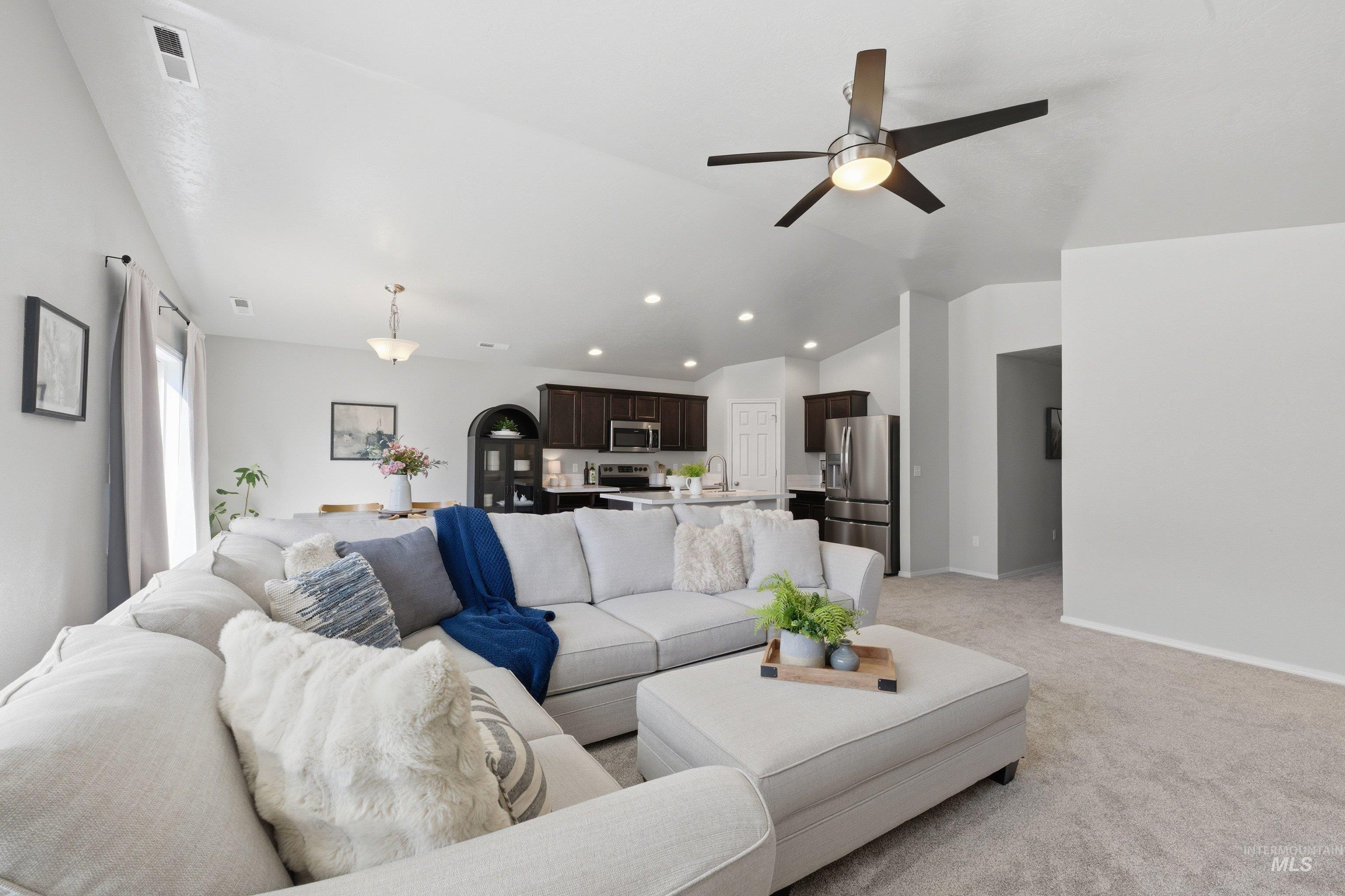 2983 W McIntosh St, Kuna, Idaho 83634, 3 Bedrooms, 2 Bathrooms, Residential For Sale, Price $400,000,MLS 98982366