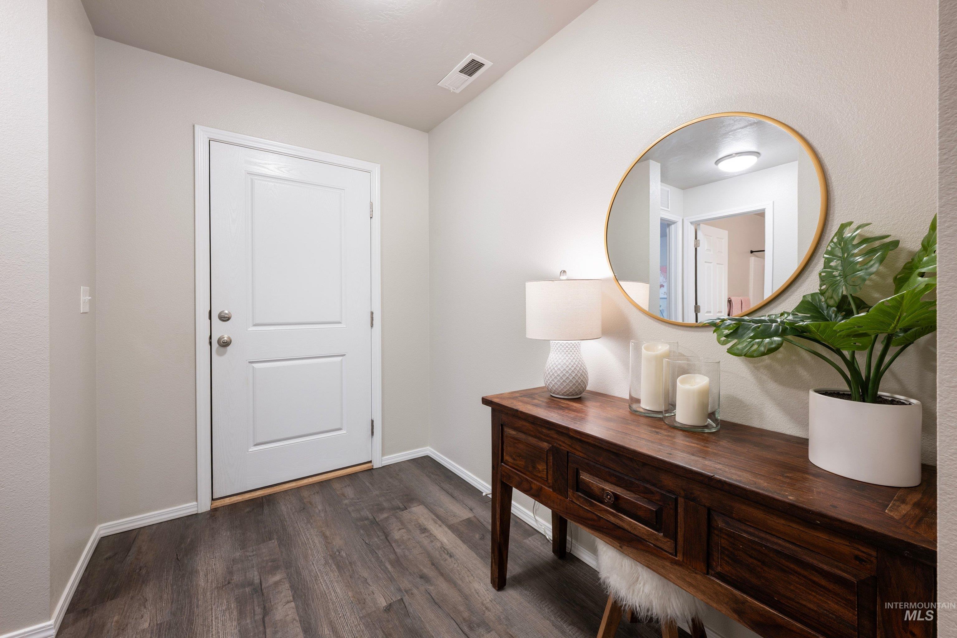 2983 W McIntosh St, Kuna, Idaho 83634, 3 Bedrooms, 2 Bathrooms, Residential For Sale, Price $400,000,MLS 98982366