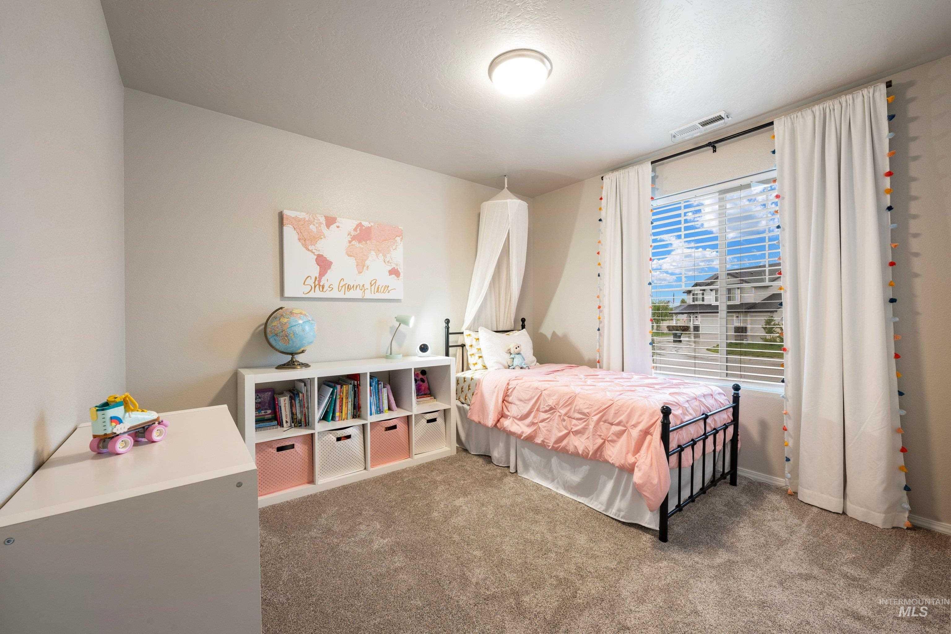 2983 W McIntosh St, Kuna, Idaho 83634, 3 Bedrooms, 2 Bathrooms, Residential For Sale, Price $400,000,MLS 98982366