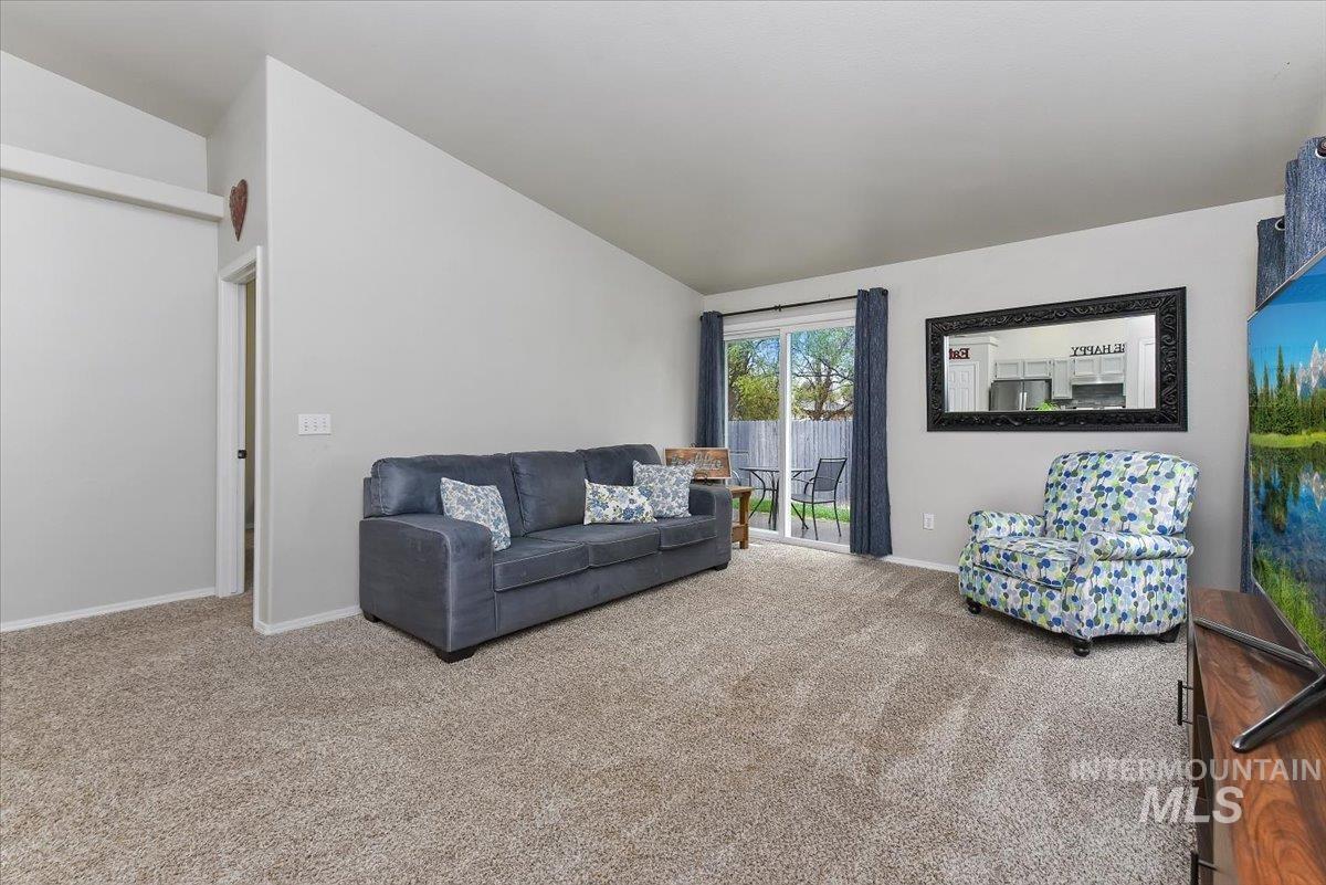 1312 Diamond Ct, Nampa, Idaho 83686, 2 Bedrooms, 2 Bathrooms, Residential For Sale, Price $304,900,MLS 98982368