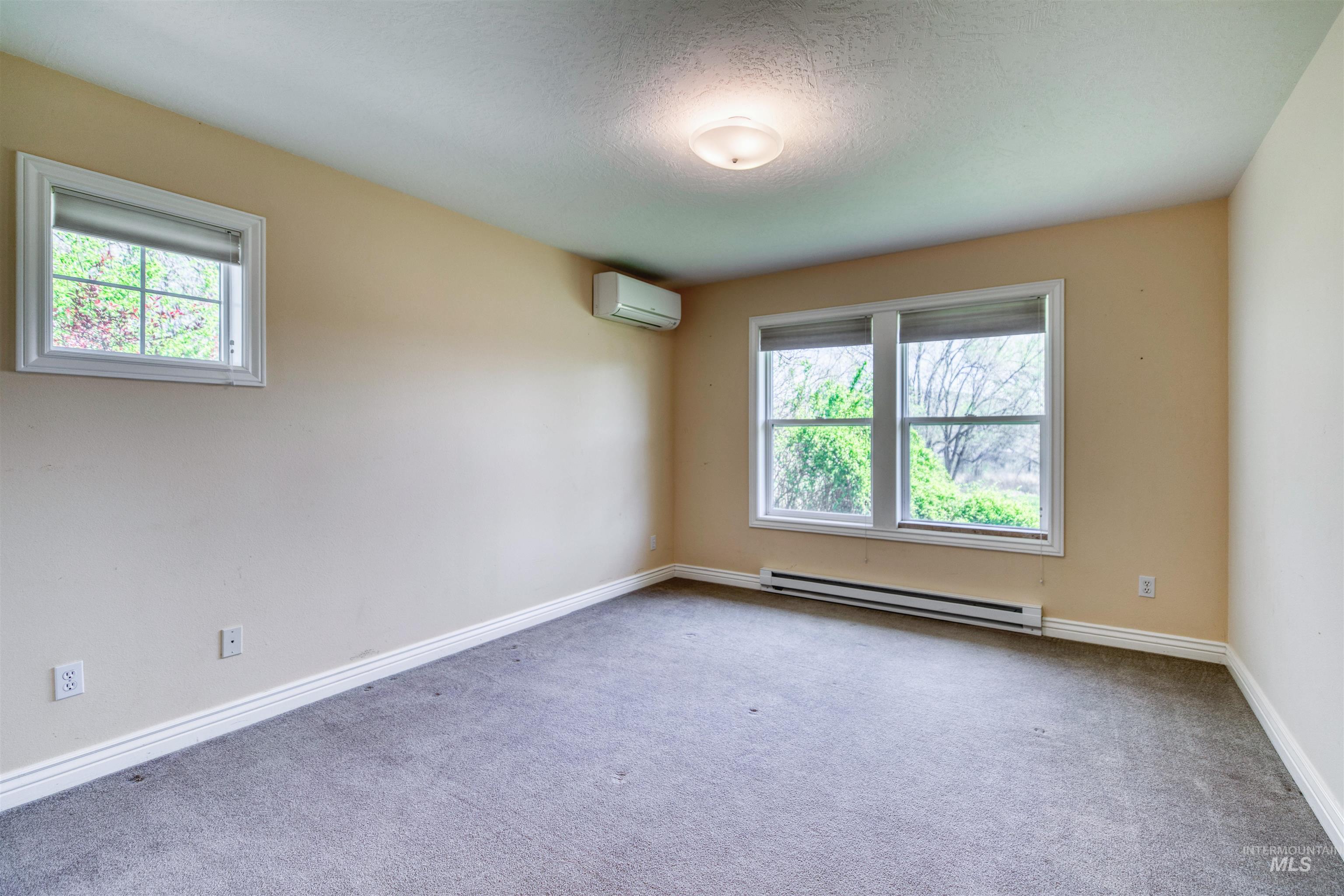 1295 15th St, Vale, Idaho 97918, 3 Bedrooms, 2 Bathrooms, Residential For Sale, Price $365,000, 98982369