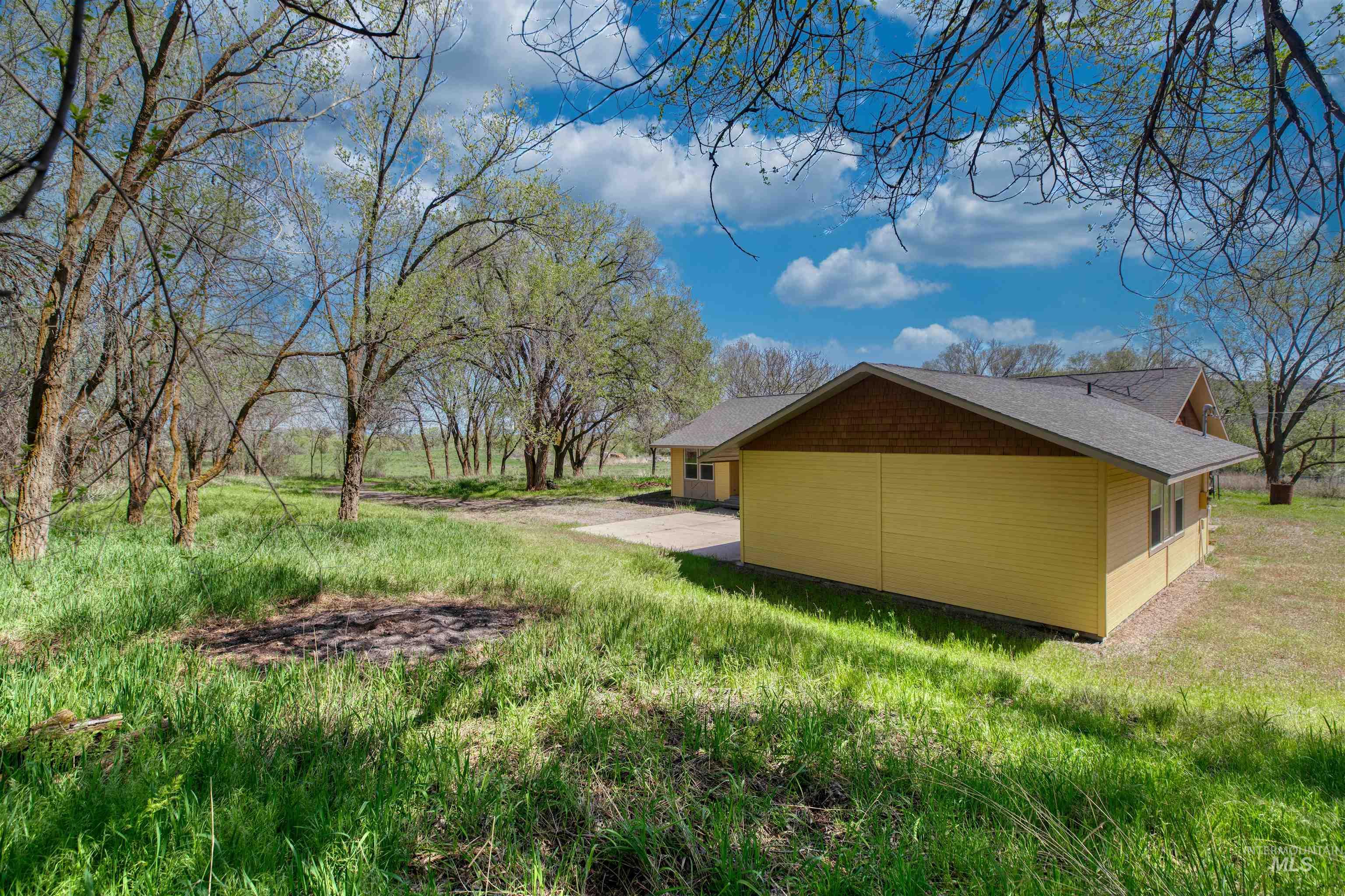 1295 15th St, Vale, Idaho 97918, 3 Bedrooms, 2 Bathrooms, Residential For Sale, Price $365,000, 98982369