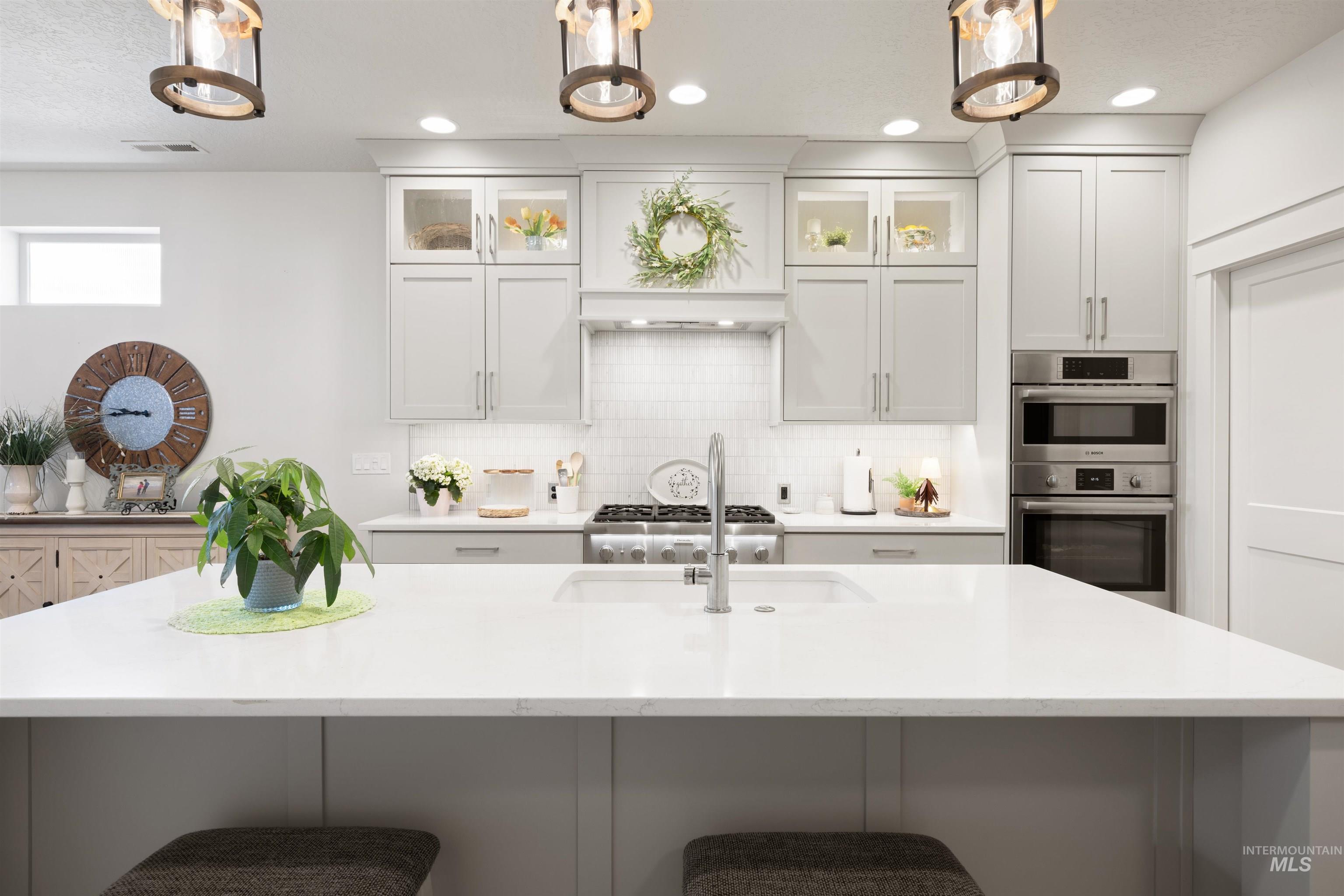 122 N Woody Knoll Ln, Eagle, Idaho 83616, 3 Bedrooms, 2.5 Bathrooms, Residential For Sale, Price $697,800, 98982372