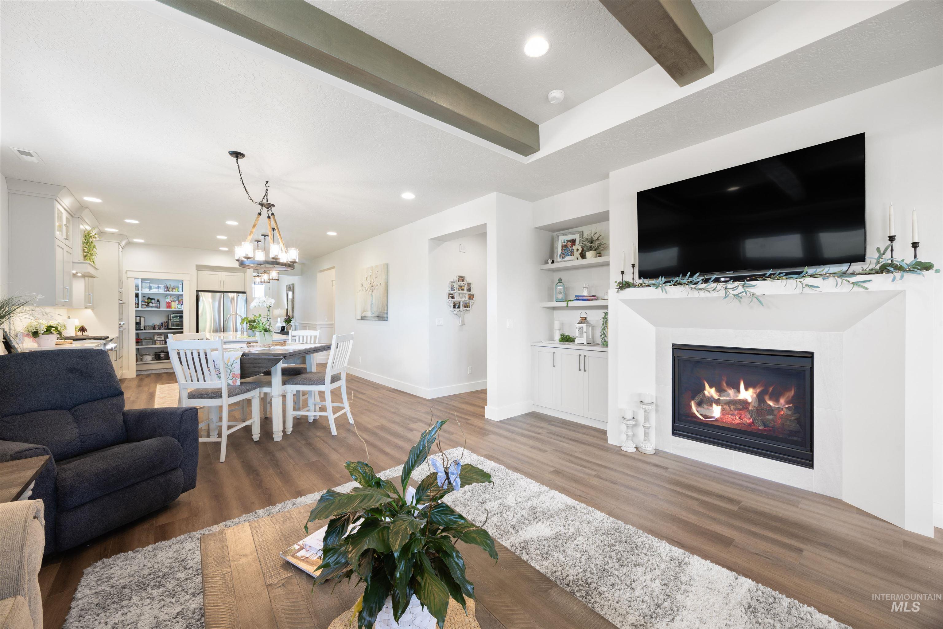 122 N Woody Knoll Ln, Eagle, Idaho 83616, 3 Bedrooms, 2.5 Bathrooms, Residential For Sale, Price $697,800, 98982372