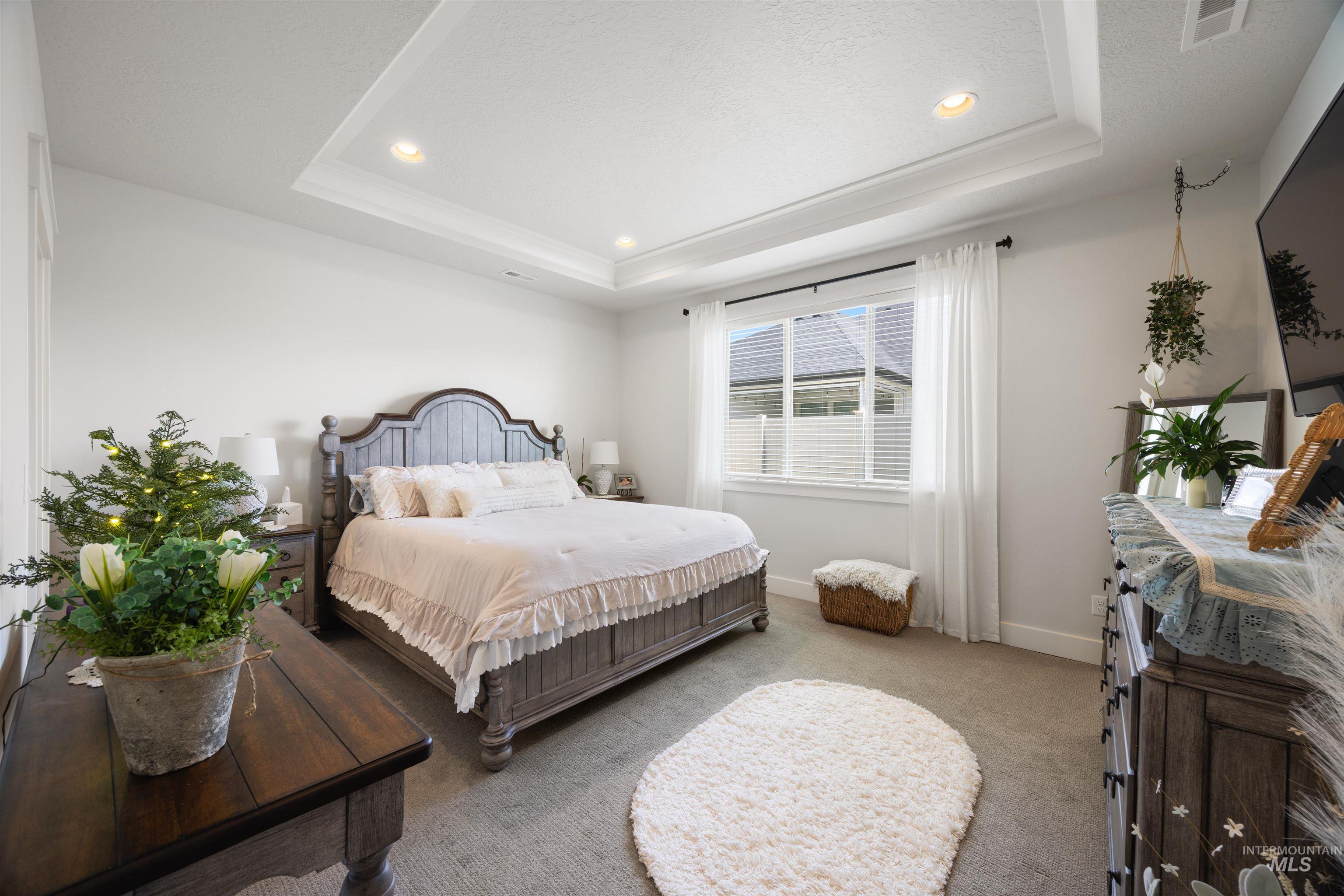 122 N Woody Knoll Ln, Eagle, Idaho 83616, 3 Bedrooms, 2.5 Bathrooms, Residential For Sale, Price $697,800, 98982372