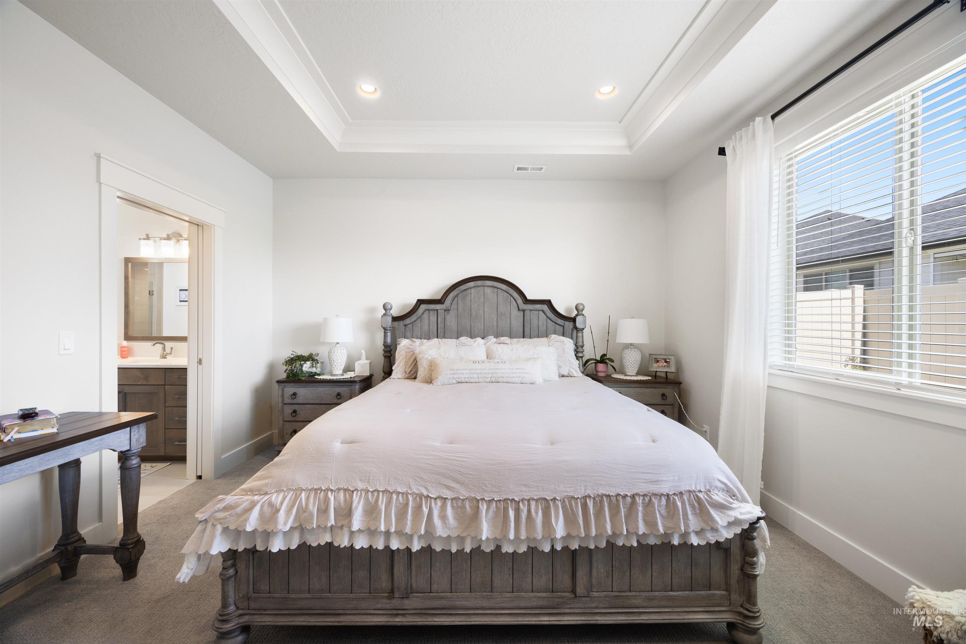 122 N Woody Knoll Ln, Eagle, Idaho 83616, 3 Bedrooms, 2.5 Bathrooms, Residential For Sale, Price $697,800, 98982372