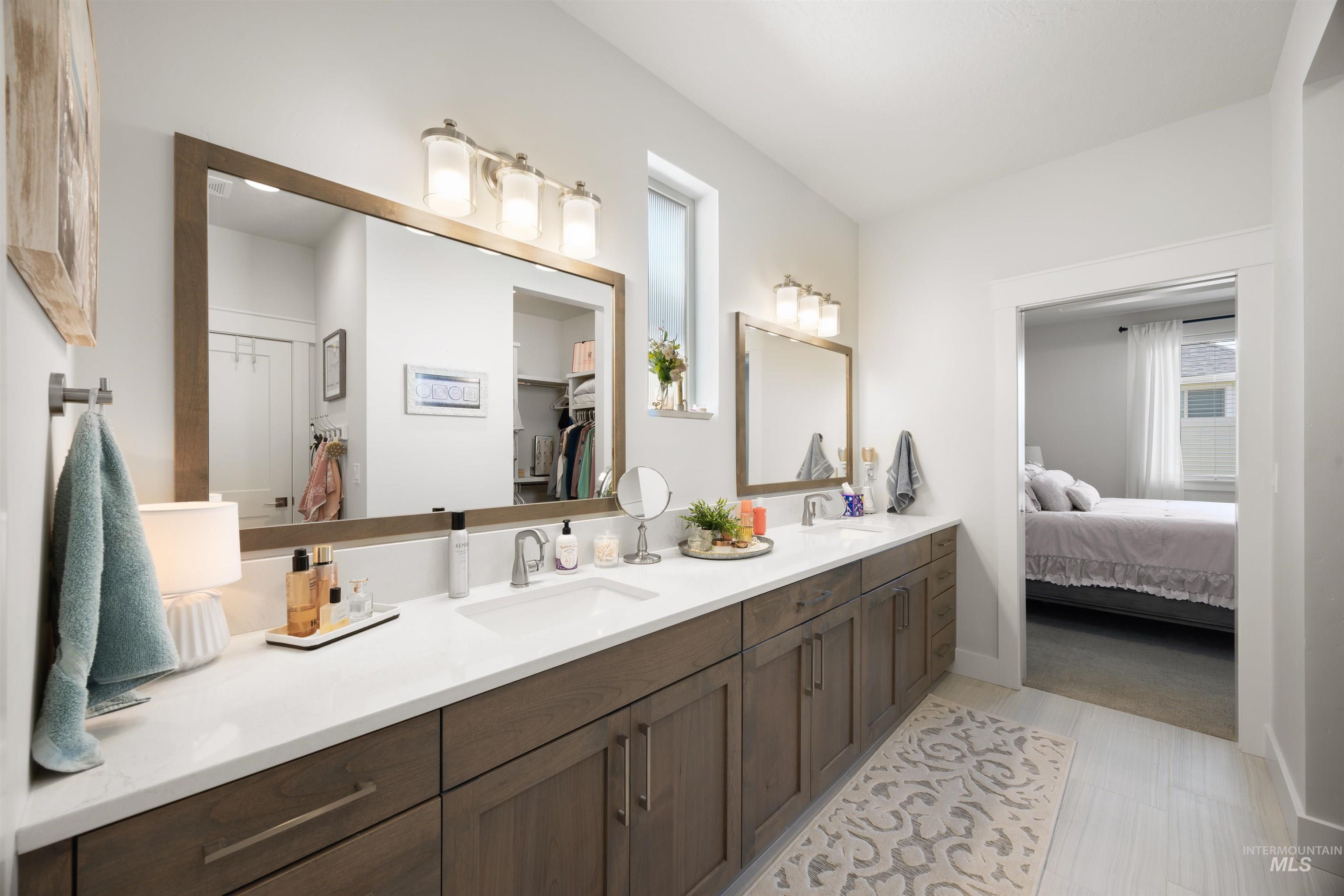 122 N Woody Knoll Ln, Eagle, Idaho 83616, 3 Bedrooms, 2.5 Bathrooms, Residential For Sale, Price $697,800, 98982372