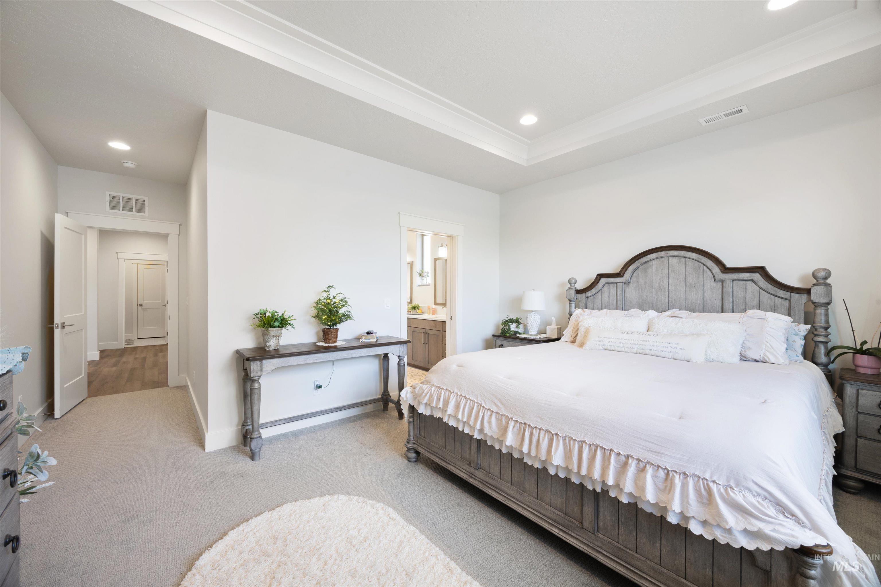 122 N Woody Knoll Ln, Eagle, Idaho 83616, 3 Bedrooms, 2.5 Bathrooms, Residential For Sale, Price $697,800, 98982372