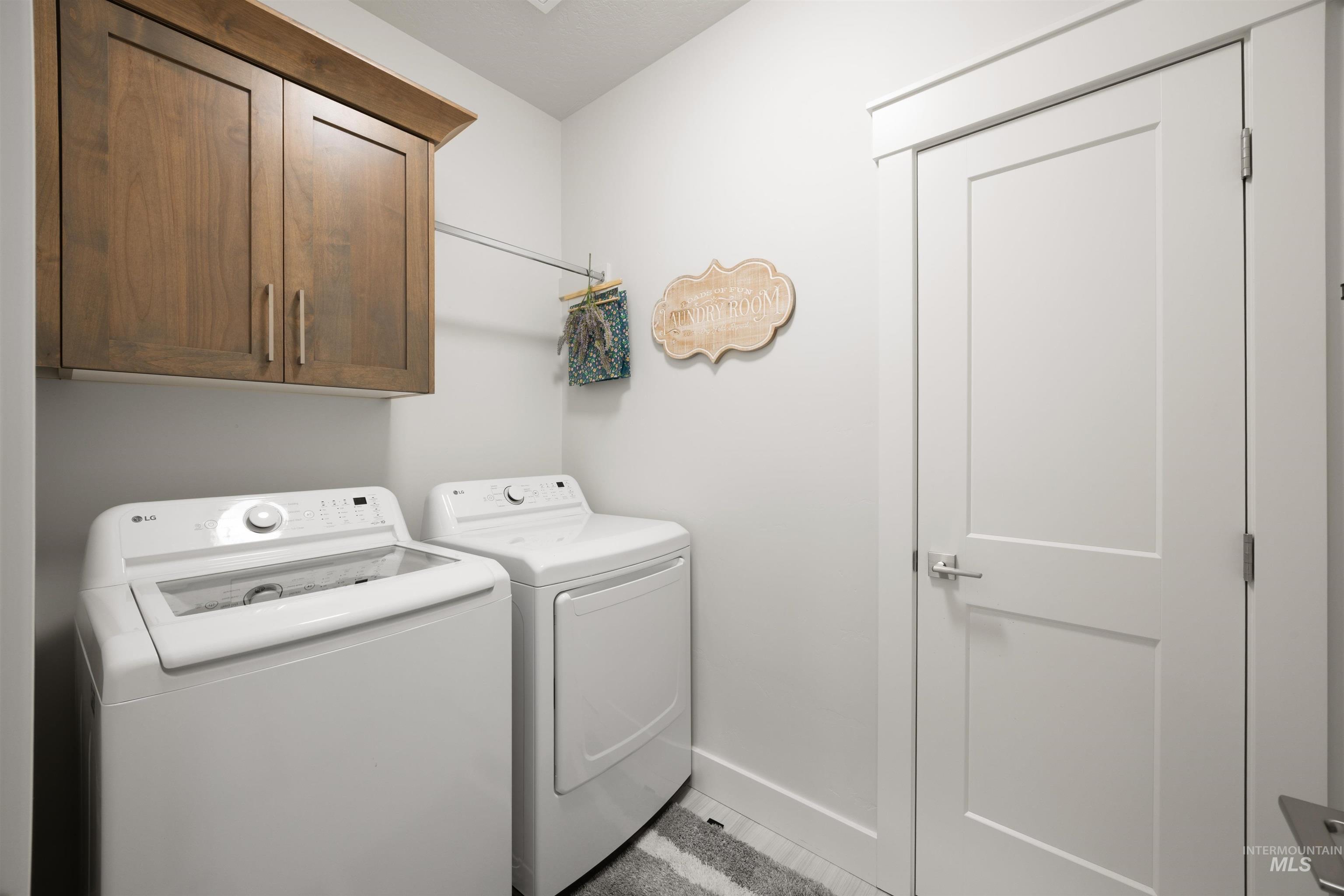 122 N Woody Knoll Ln, Eagle, Idaho 83616, 3 Bedrooms, 2.5 Bathrooms, Residential For Sale, Price $697,800, 98982372