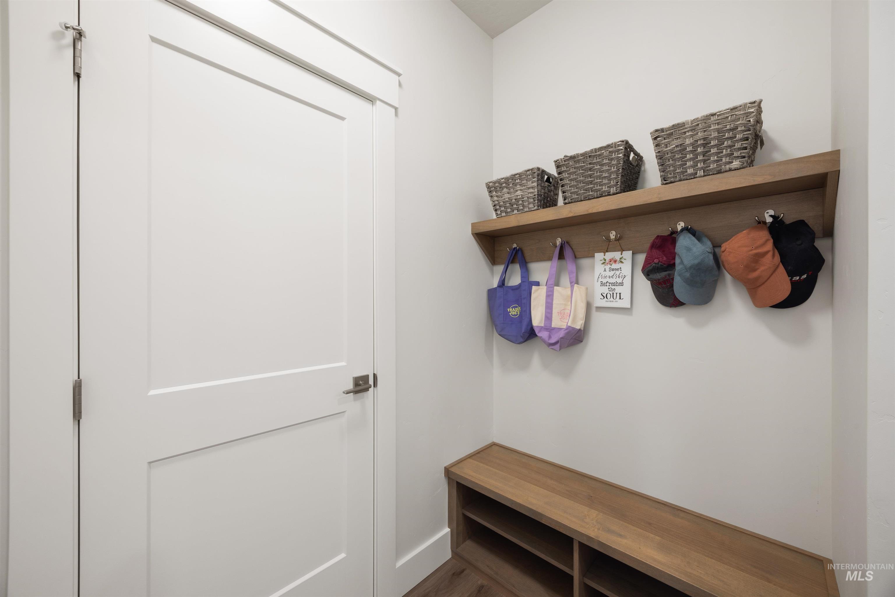 122 N Woody Knoll Ln, Eagle, Idaho 83616, 3 Bedrooms, 2.5 Bathrooms, Residential For Sale, Price $697,800, 98982372