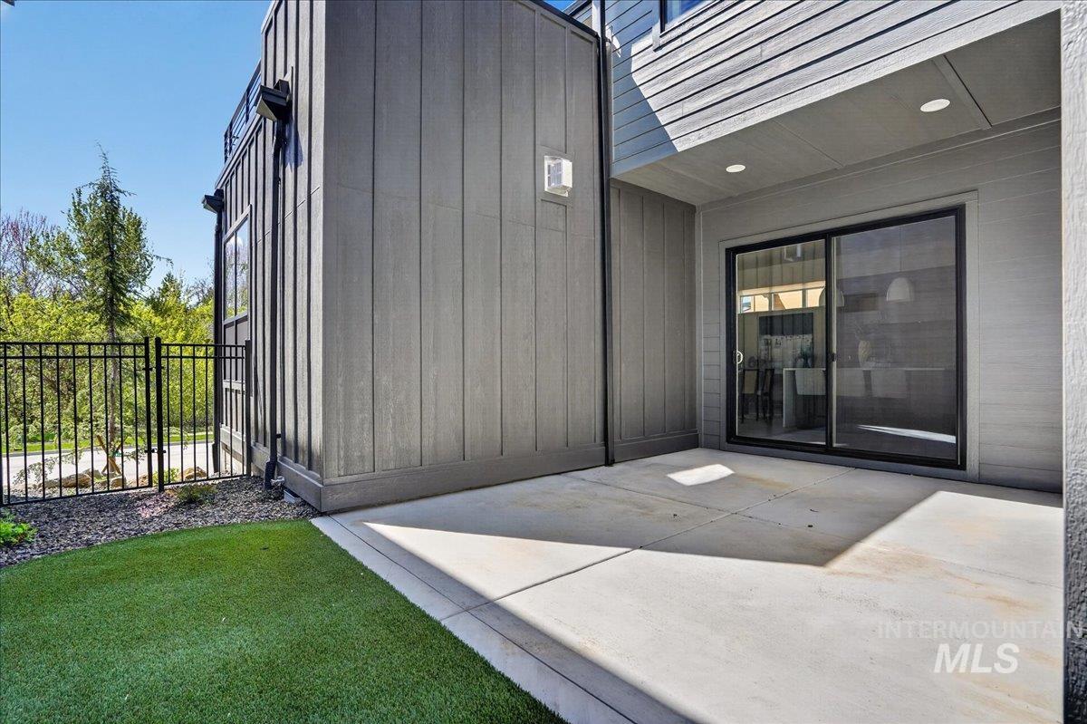 3450 W Neville Ranch Dr., Boise, Idaho 83714, 3 Bedrooms, 2.5 Bathrooms, Residential For Sale, Price $824,900, 98982374