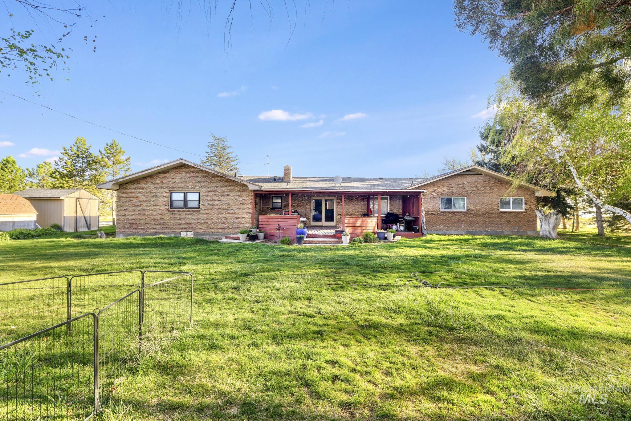 1084 E 300 N, Declo, Idaho 83323-0000, 5 Bedrooms, 3 Bathrooms, Residential For Sale, Price $575,000,MLS 98982384