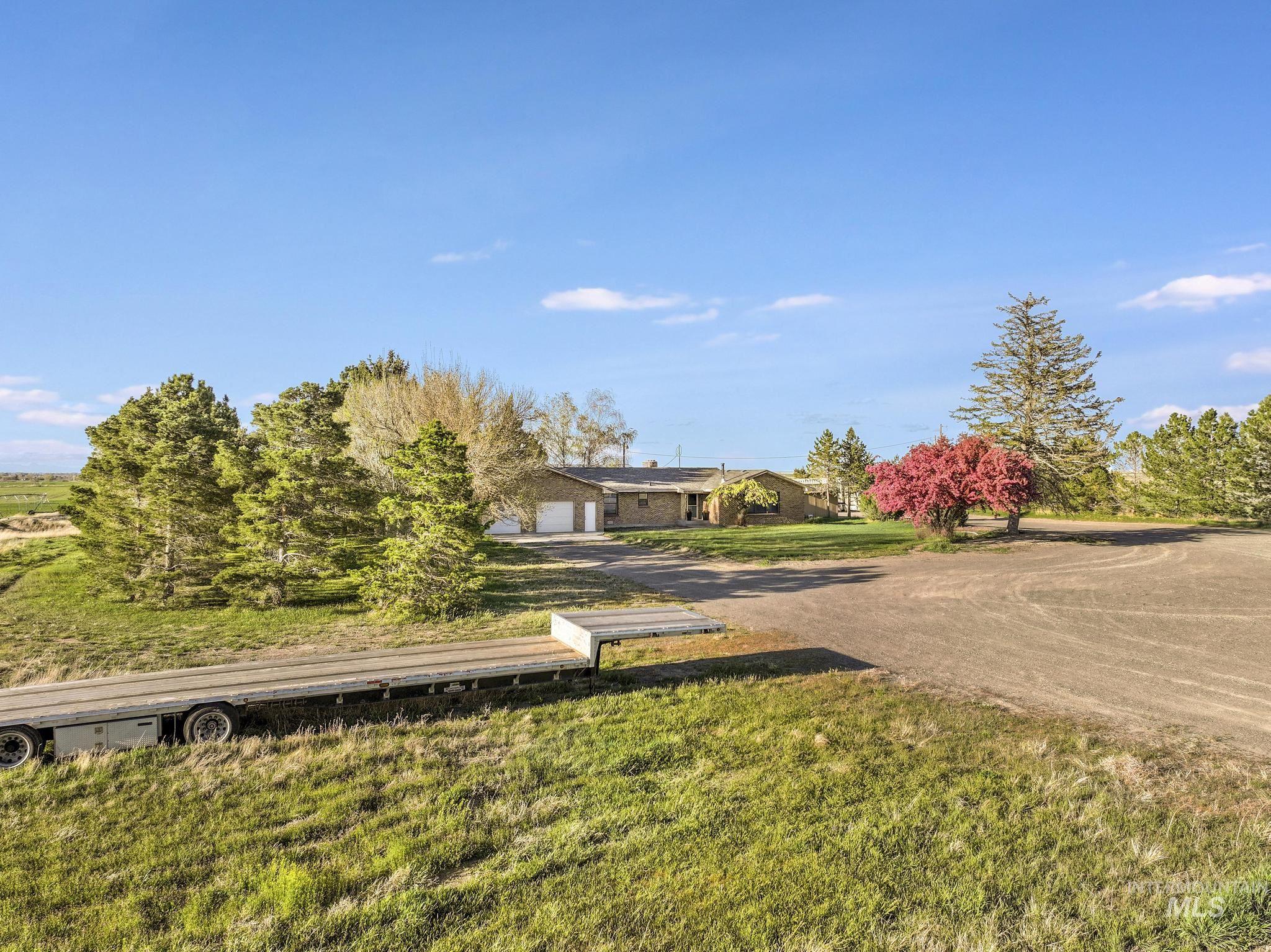 1084 E 300 N, Declo, Idaho 83323-0000, 5 Bedrooms, 3 Bathrooms, Residential For Sale, Price $575,000,MLS 98982384