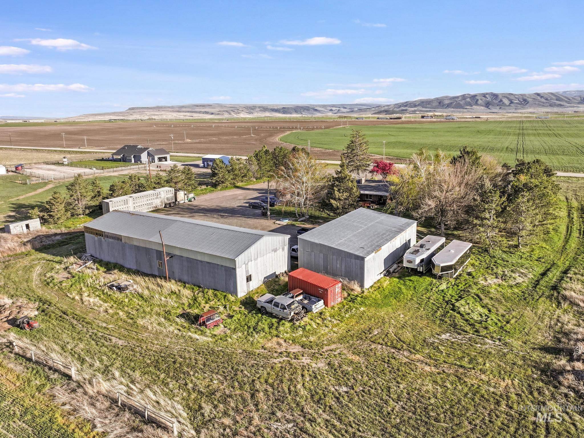 1084 E 300 N, Declo, Idaho 83323-0000, 5 Bedrooms, 3 Bathrooms, Residential For Sale, Price $575,000,MLS 98982384