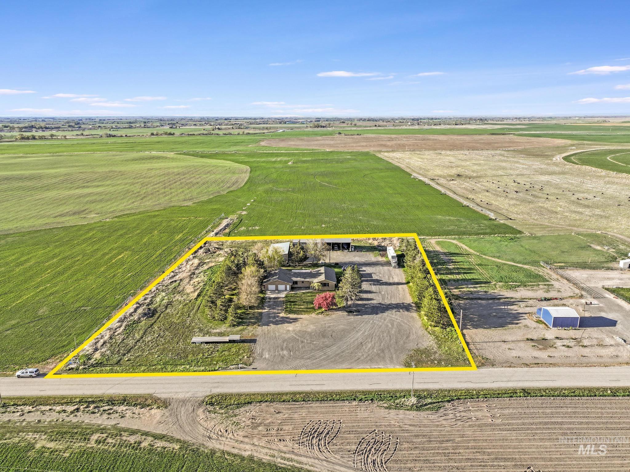1084 E 300 N, Declo, Idaho 83323-0000, 5 Bedrooms, 3 Bathrooms, Residential For Sale, Price $575,000,MLS 98982384