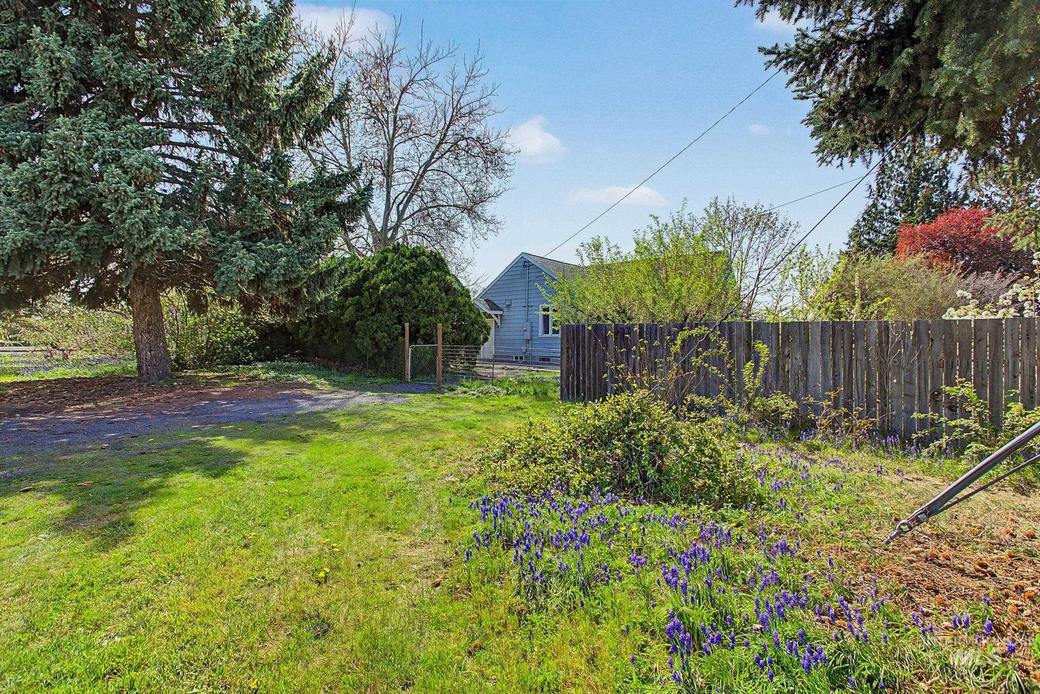 840 Bryden Ave, Lewiston, Idaho 83501, 3 Bedrooms, 2 Bathrooms, Residential For Sale, Price $365,000,MLS 98982386