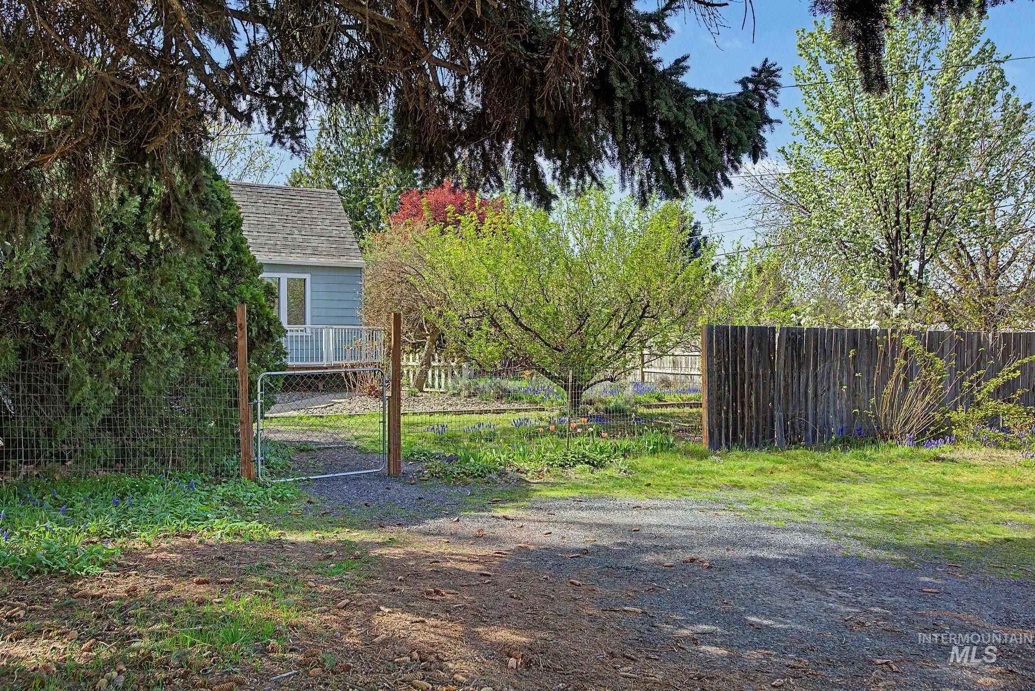 840 Bryden Ave, Lewiston, Idaho 83501, 3 Bedrooms, 2 Bathrooms, Residential For Sale, Price $365,000,MLS 98982386