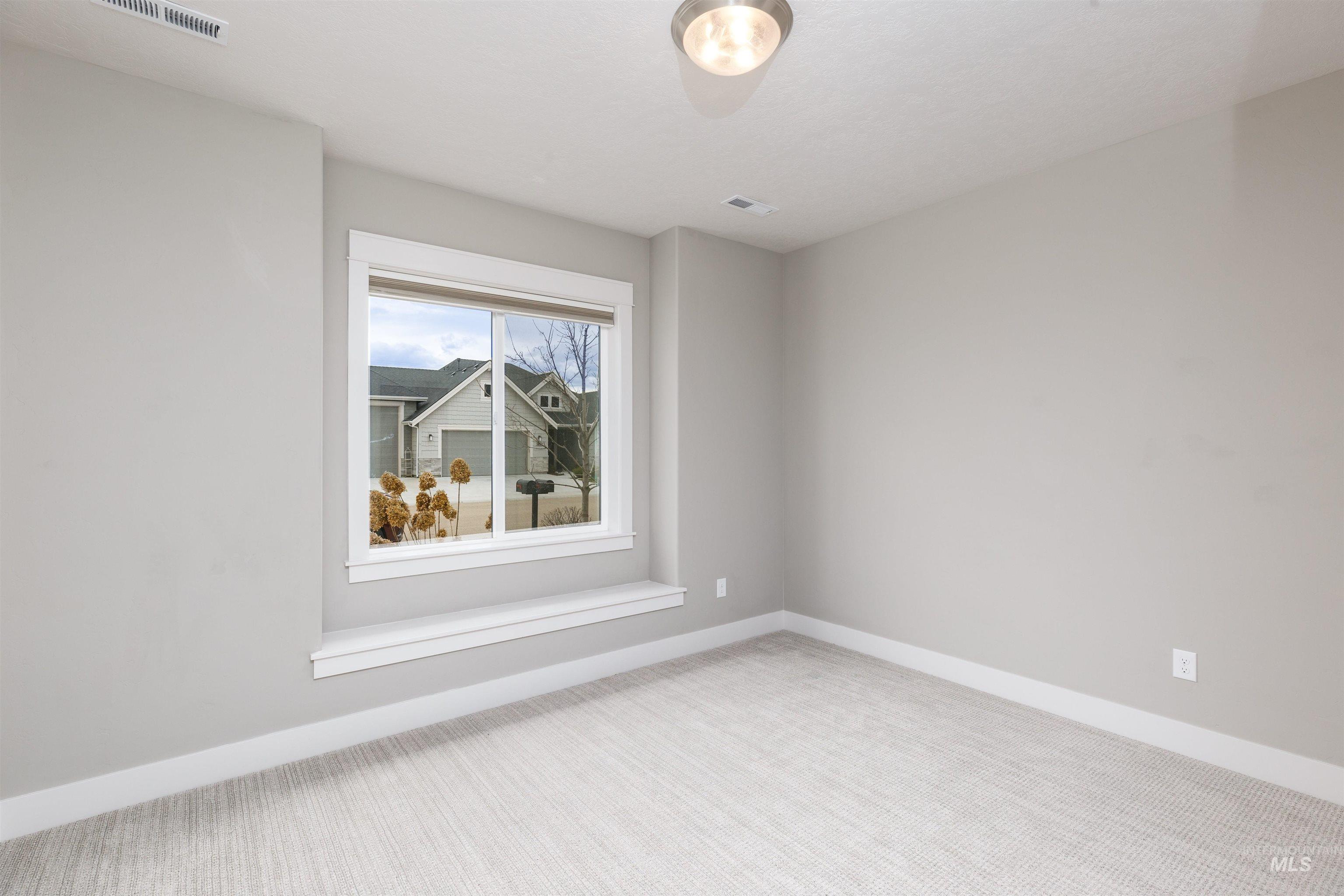 1618 W Tenzing St, Nampa, Idaho 83686, 3 Bedrooms, 2 Bathrooms, Residential For Sale, Price $535,000,MLS 98982391