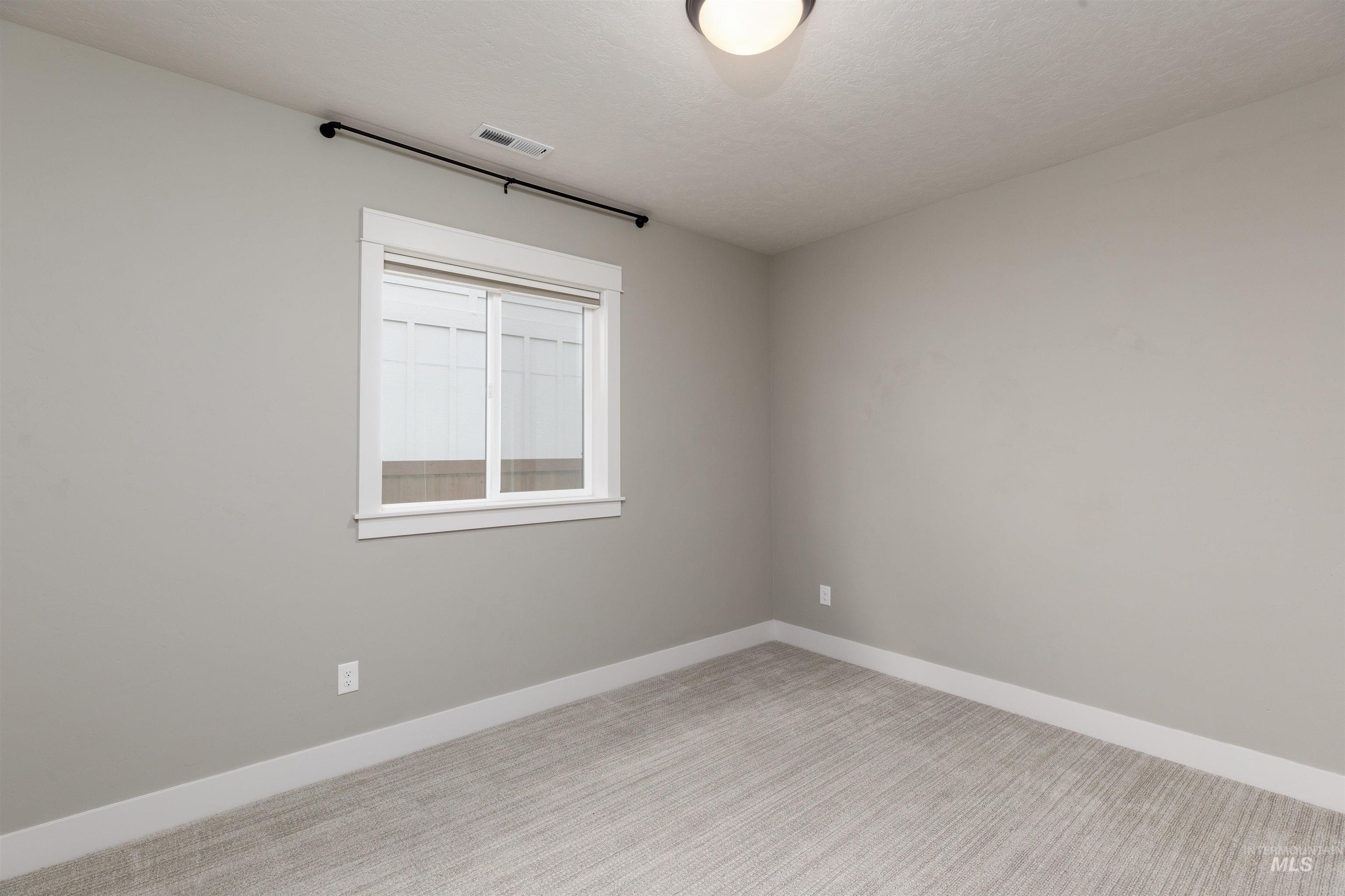 1618 W Tenzing St, Nampa, Idaho 83686, 3 Bedrooms, 2 Bathrooms, Residential For Sale, Price $535,000,MLS 98982391