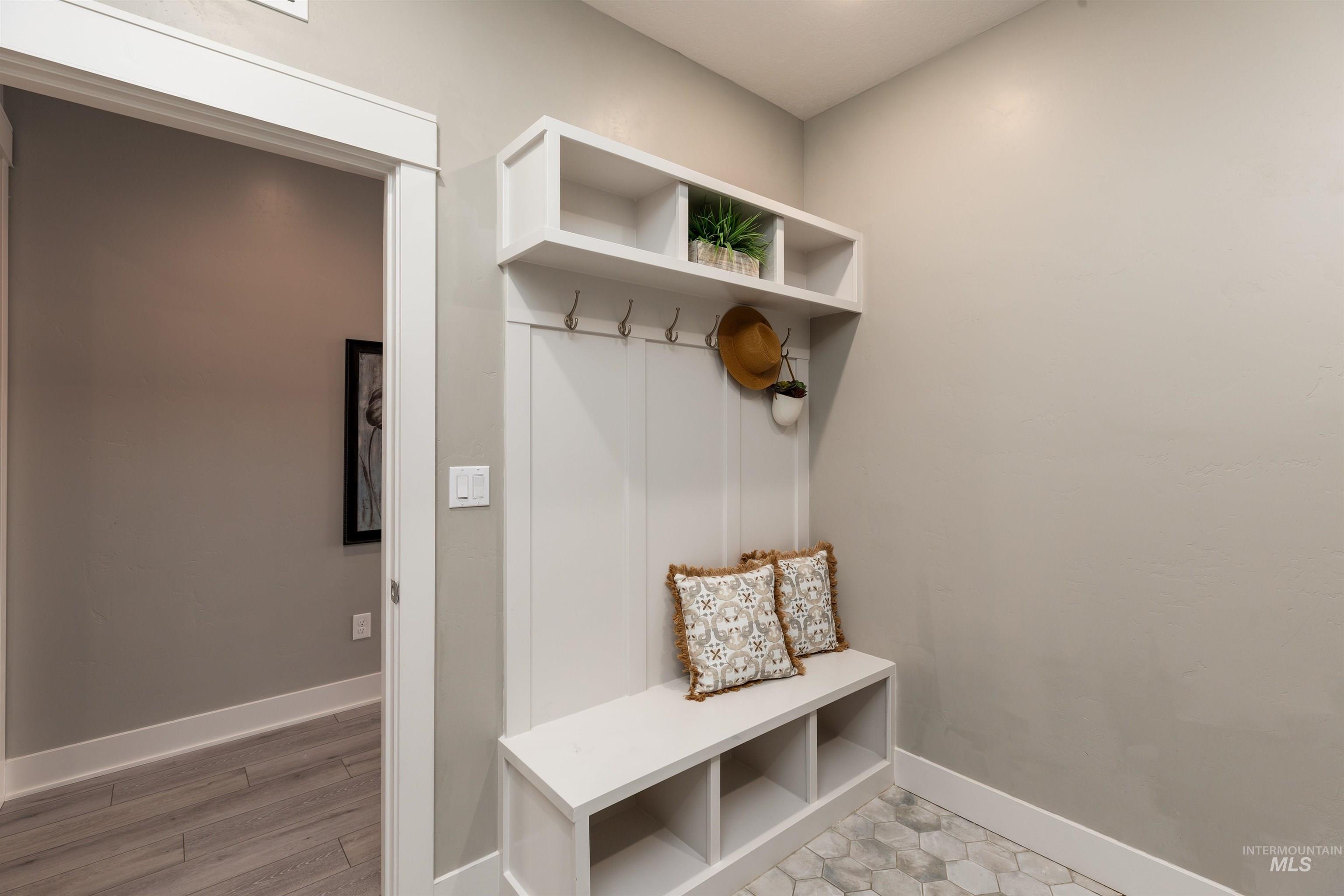 1618 W Tenzing St, Nampa, Idaho 83686, 3 Bedrooms, 2 Bathrooms, Residential For Sale, Price $535,000,MLS 98982391