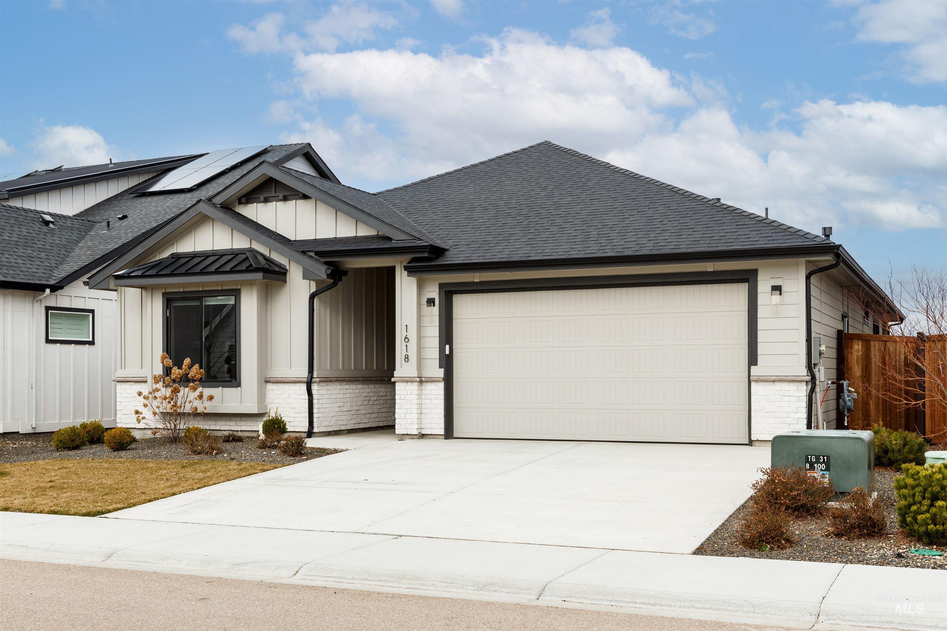 1618 W Tenzing St, Nampa, Idaho 83686, 3 Bedrooms, 2 Bathrooms, Residential For Sale, Price $535,000,MLS 98982391