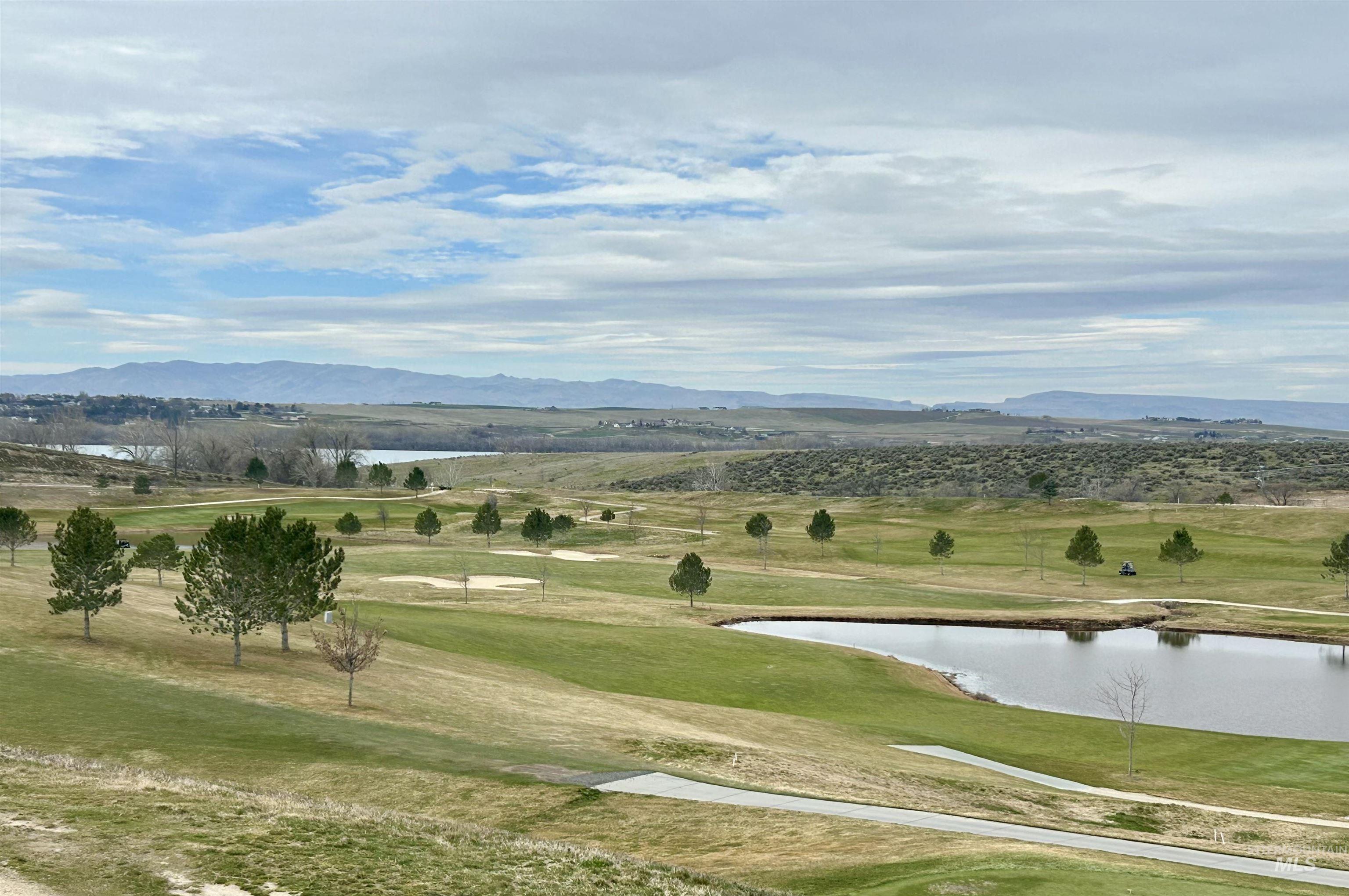 1618 W Tenzing St, Nampa, Idaho 83686, 3 Bedrooms, 2 Bathrooms, Residential For Sale, Price $535,000,MLS 98982391