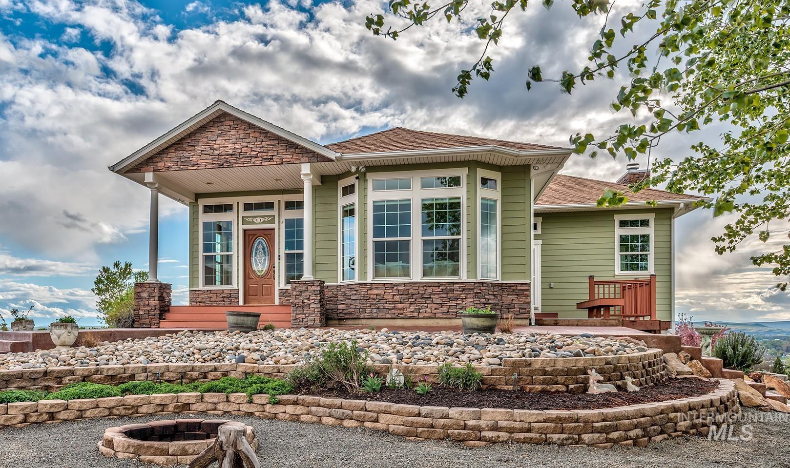 1573 Loafer Lane, Weiser, Idaho 83672, 5 Bedrooms, 4 Bathrooms, Residential For Sale, Price $1,299,000,MLS 98982394