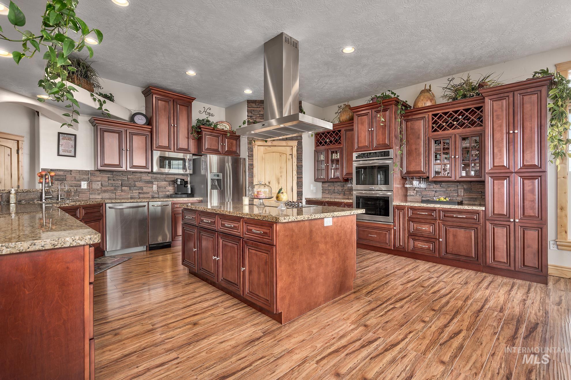 1573 Loafer Lane, Weiser, Idaho 83672, 5 Bedrooms, 4 Bathrooms, Residential For Sale, Price $1,299,000,MLS 98982394