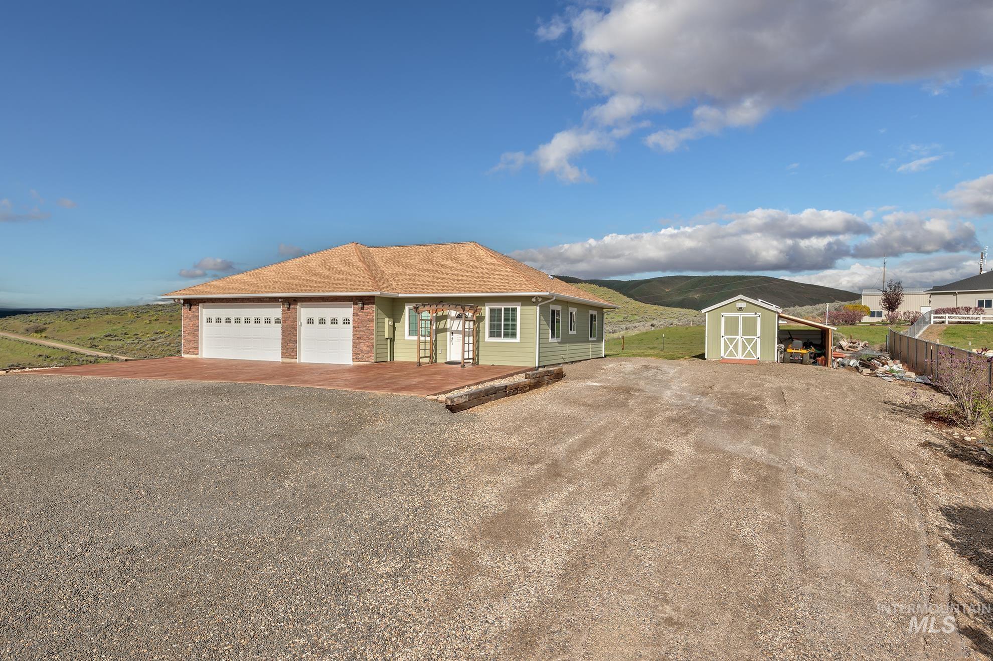1573 Loafer Lane, Weiser, Idaho 83672, 5 Bedrooms, 4 Bathrooms, Residential For Sale, Price $1,299,000,MLS 98982394