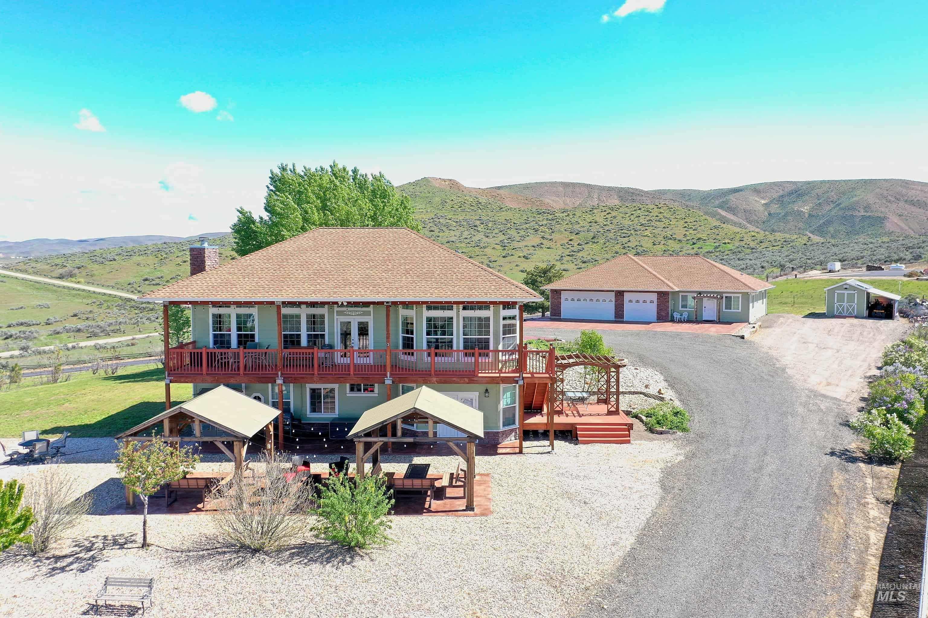 1573 Loafer Lane, Weiser, Idaho 83672, 5 Bedrooms, 4 Bathrooms, Residential For Sale, Price $1,299,000,MLS 98982394