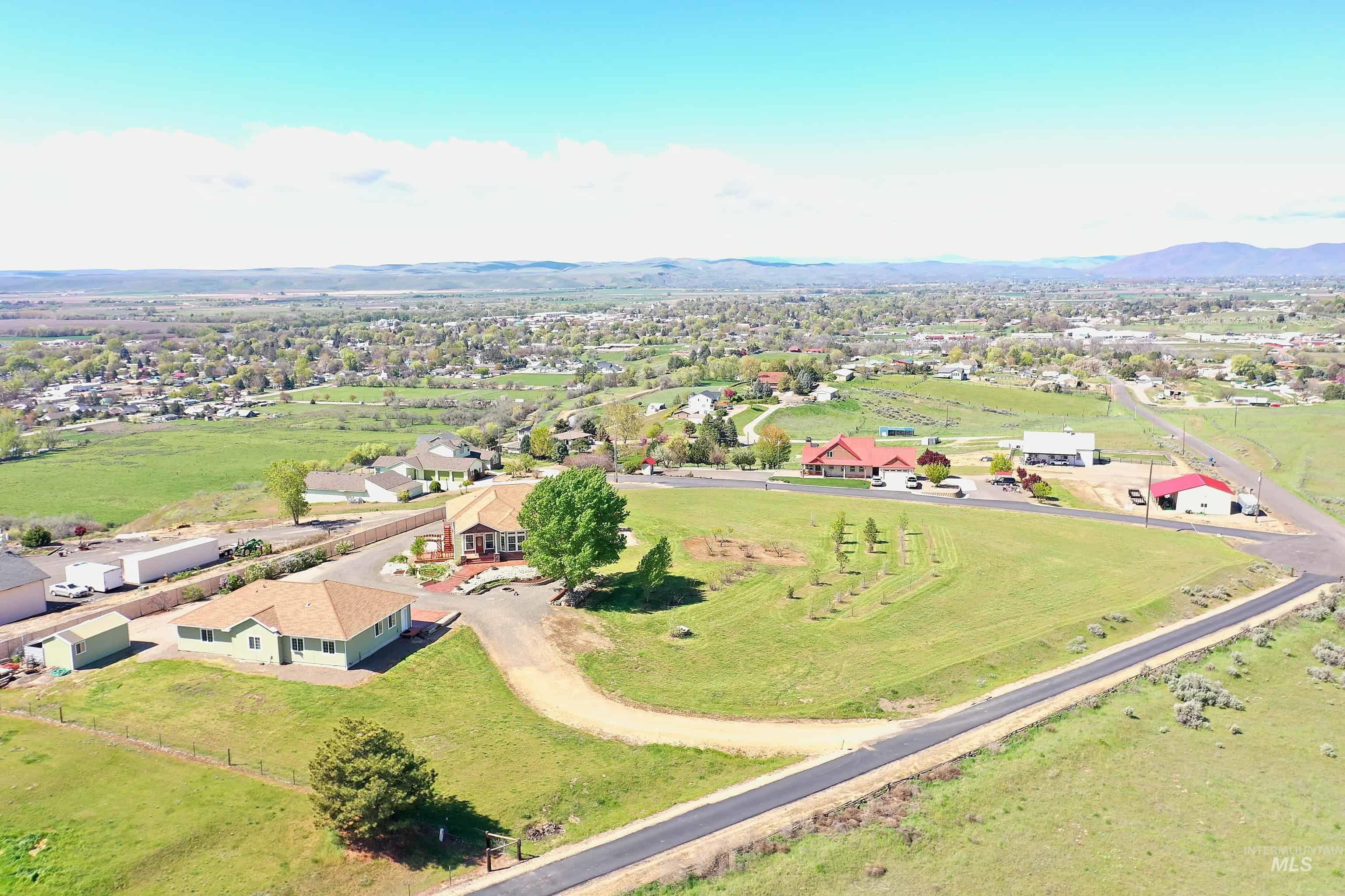 1573 Loafer Lane, Weiser, Idaho 83672, 5 Bedrooms, 4 Bathrooms, Residential For Sale, Price $1,299,000,MLS 98982394