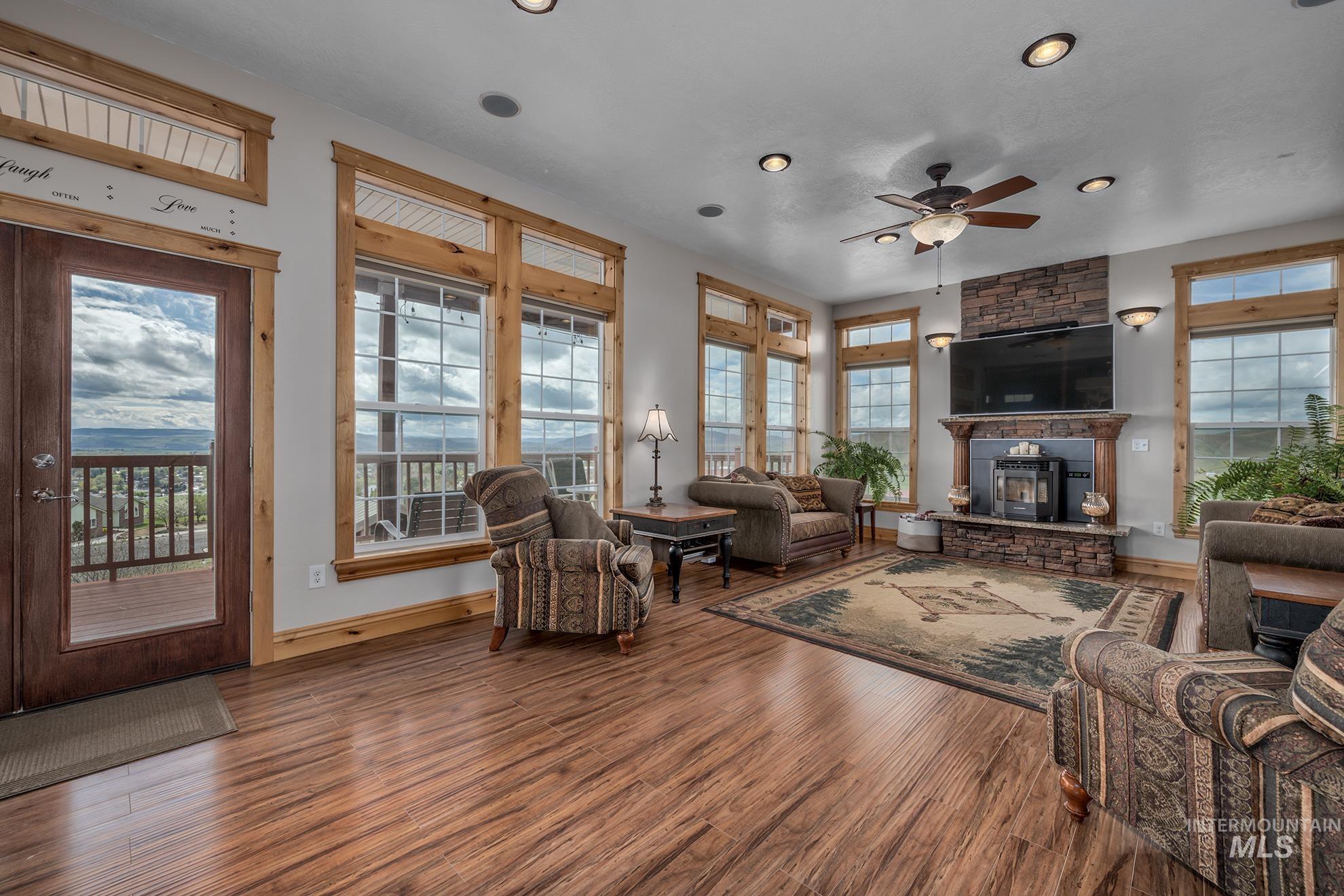 1573 Loafer Lane, Weiser, Idaho 83672, 5 Bedrooms, 4 Bathrooms, Residential For Sale, Price $1,299,000,MLS 98982394