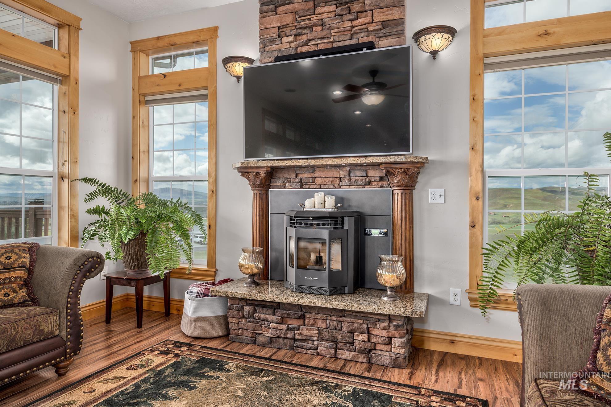 1573 Loafer Lane, Weiser, Idaho 83672, 5 Bedrooms, 4 Bathrooms, Residential For Sale, Price $1,299,000,MLS 98982394