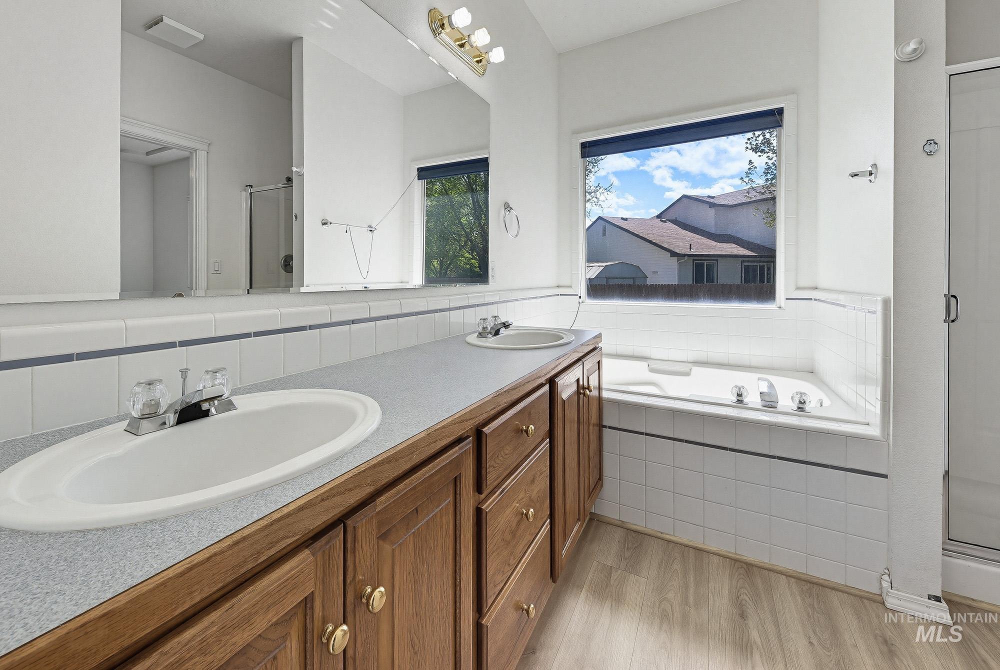 12495 W Avanti Dr, Boise, Idaho 83713, 5 Bedrooms, 3 Bathrooms, Residential For Sale, Price $629,995,MLS 98982395