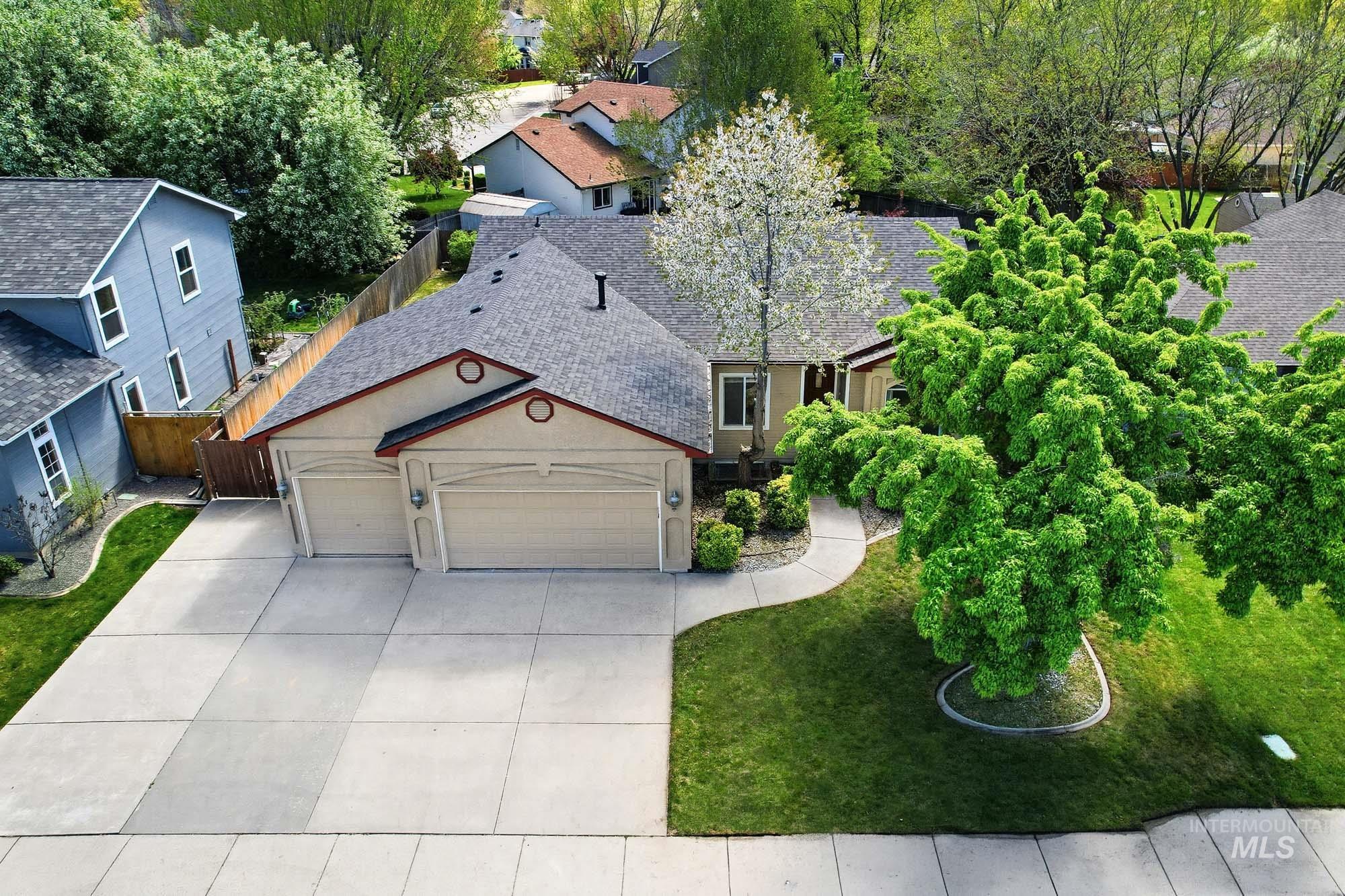 12495 W Avanti Dr, Boise, Idaho 83713, 5 Bedrooms, 3 Bathrooms, Residential For Sale, Price $629,995,MLS 98982395