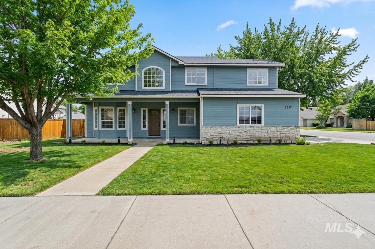 2257 W Pebblestone St, Meridian, Idaho 83646-8229, 4 Bedrooms, 3 Bathrooms, Residential For Sale, Price $555,000, 98982396