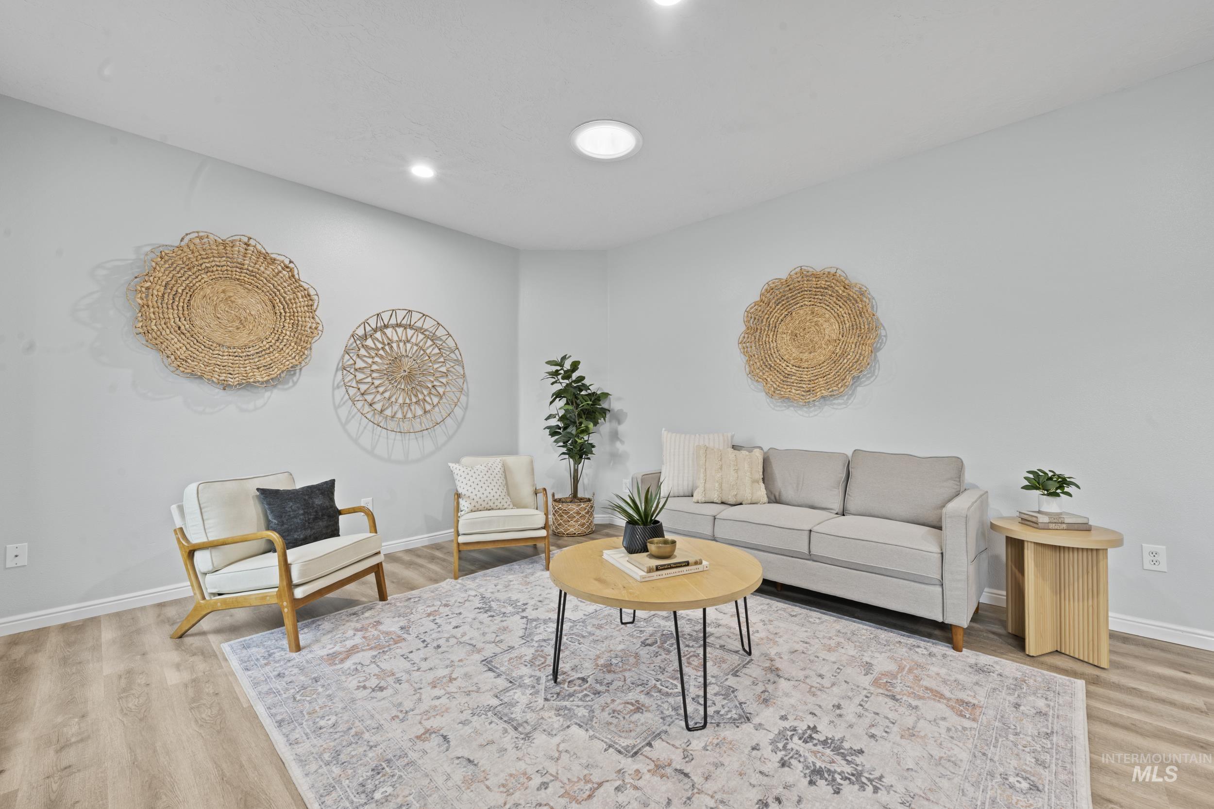 2257 W Pebblestone St, Meridian, Idaho 83646-8229, 4 Bedrooms, 3 Bathrooms, Residential For Sale, Price $587,900,MLS 98982396