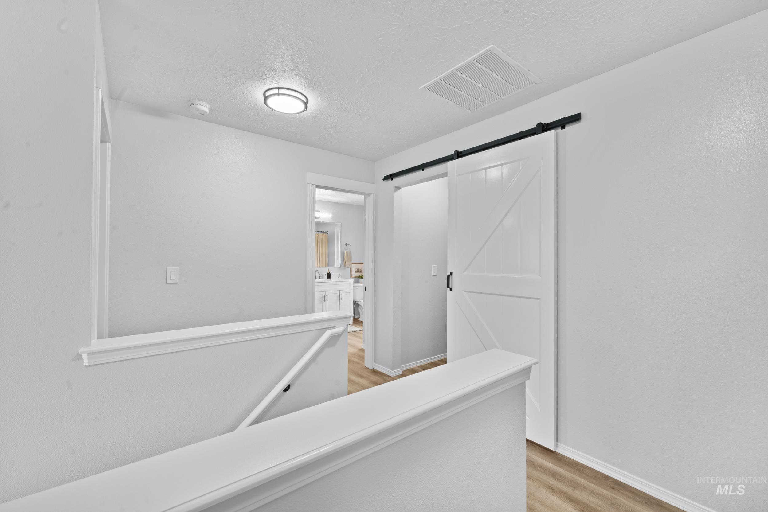 2257 W Pebblestone St, Meridian, Idaho 83646-8229, 4 Bedrooms, 3 Bathrooms, Residential For Sale, Price $587,900,MLS 98982396