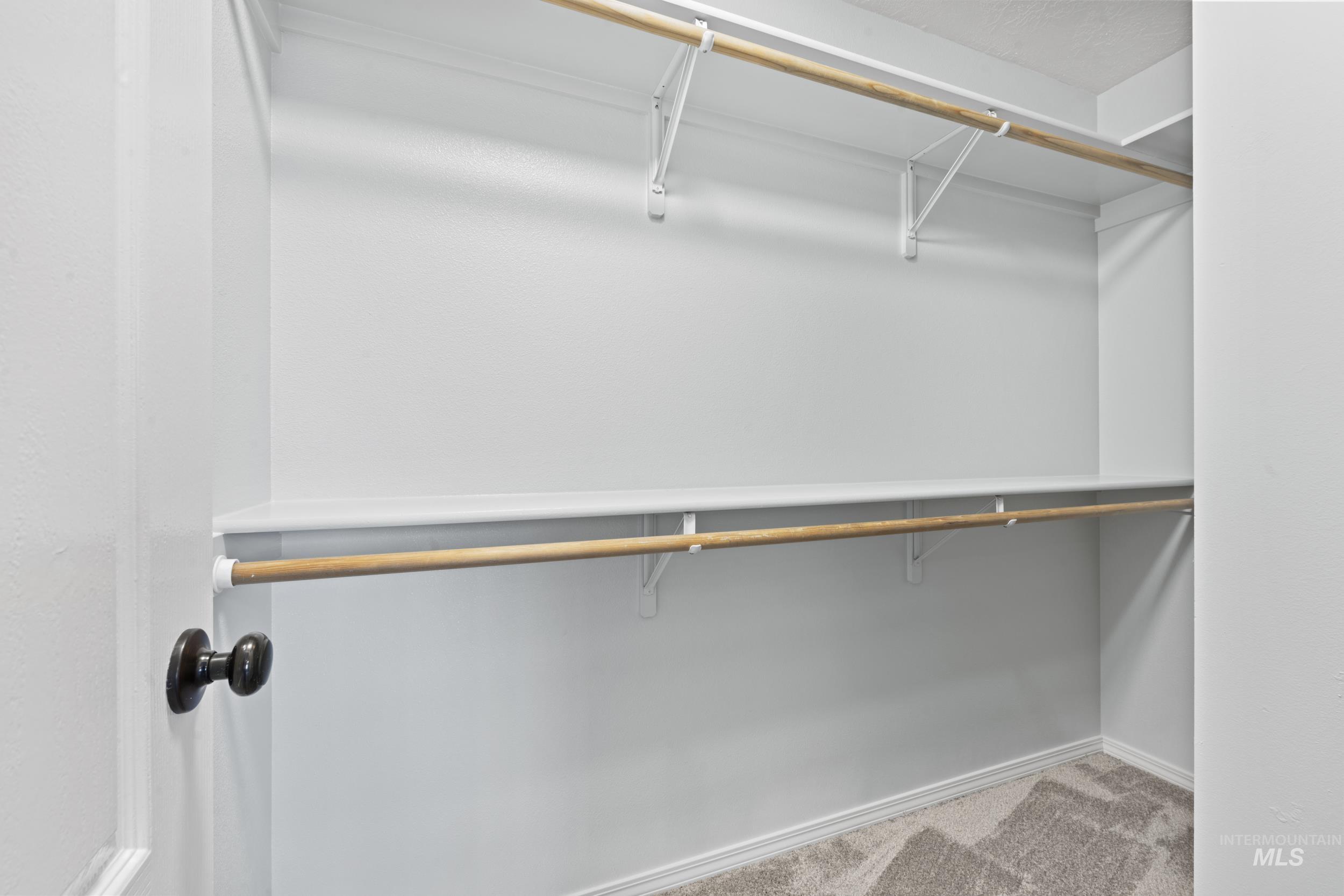 2257 W Pebblestone St, Meridian, Idaho 83646-8229, 4 Bedrooms, 3 Bathrooms, Residential For Sale, Price $587,900,MLS 98982396