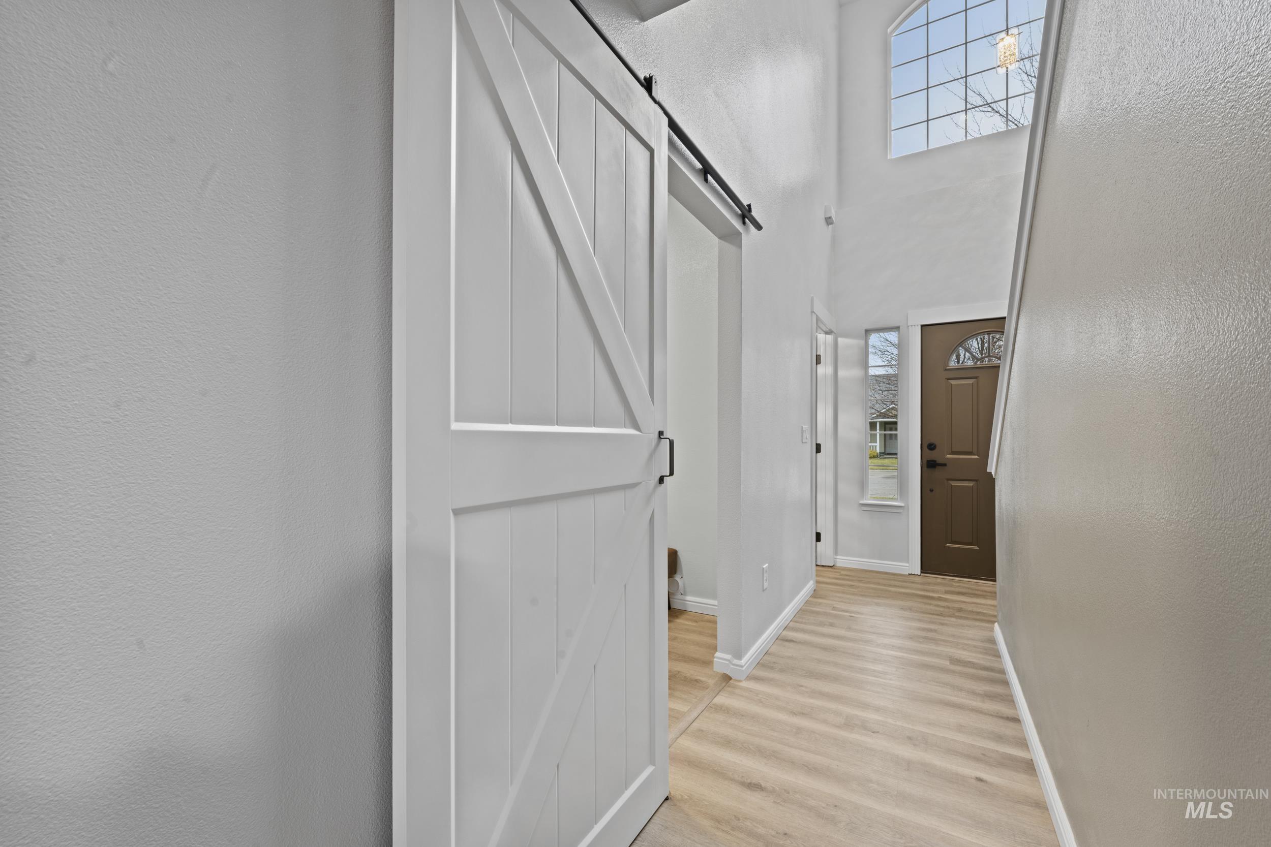 2257 W Pebblestone St, Meridian, Idaho 83646-8229, 4 Bedrooms, 3 Bathrooms, Residential For Sale, Price $587,900,MLS 98982396