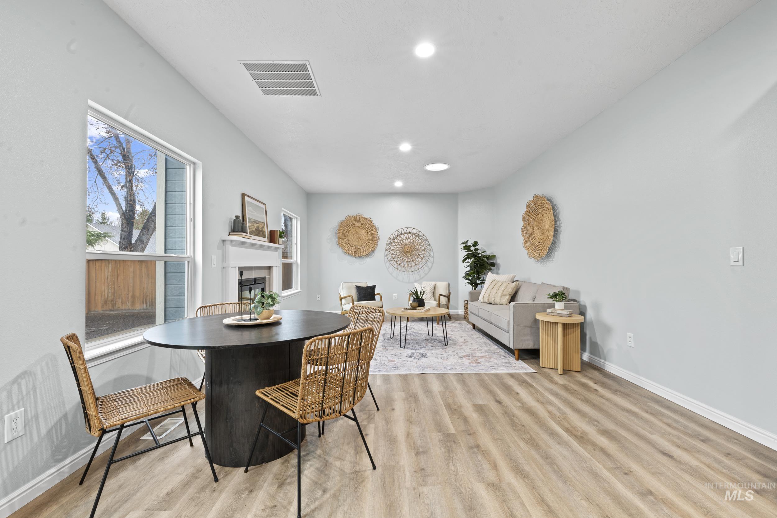 2257 W Pebblestone St, Meridian, Idaho 83646-8229, 4 Bedrooms, 3 Bathrooms, Residential For Sale, Price $587,900,MLS 98982396