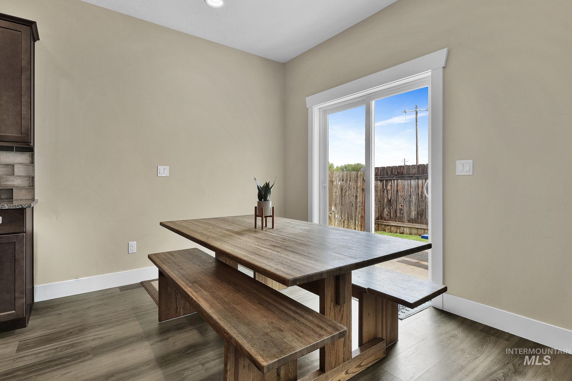 102 Thunder Mountain Ct, Homedale, Idaho 83628, 3 Bedrooms, 2 Bathrooms, Residential For Sale, Price $475,000,MLS 98982397