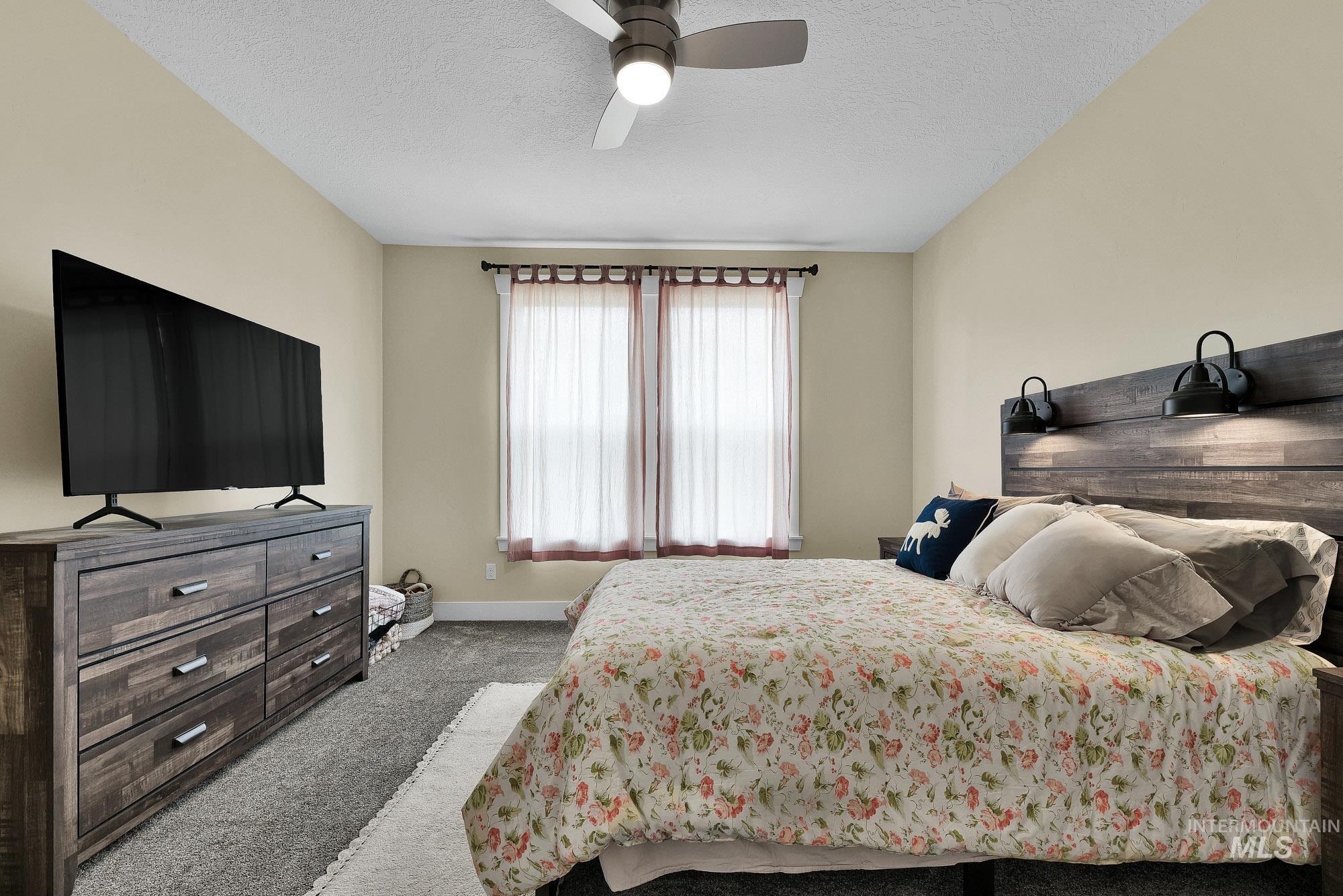 102 Thunder Mountain Ct, Homedale, Idaho 83628, 3 Bedrooms, 2 Bathrooms, Residential For Sale, Price $475,000,MLS 98982397