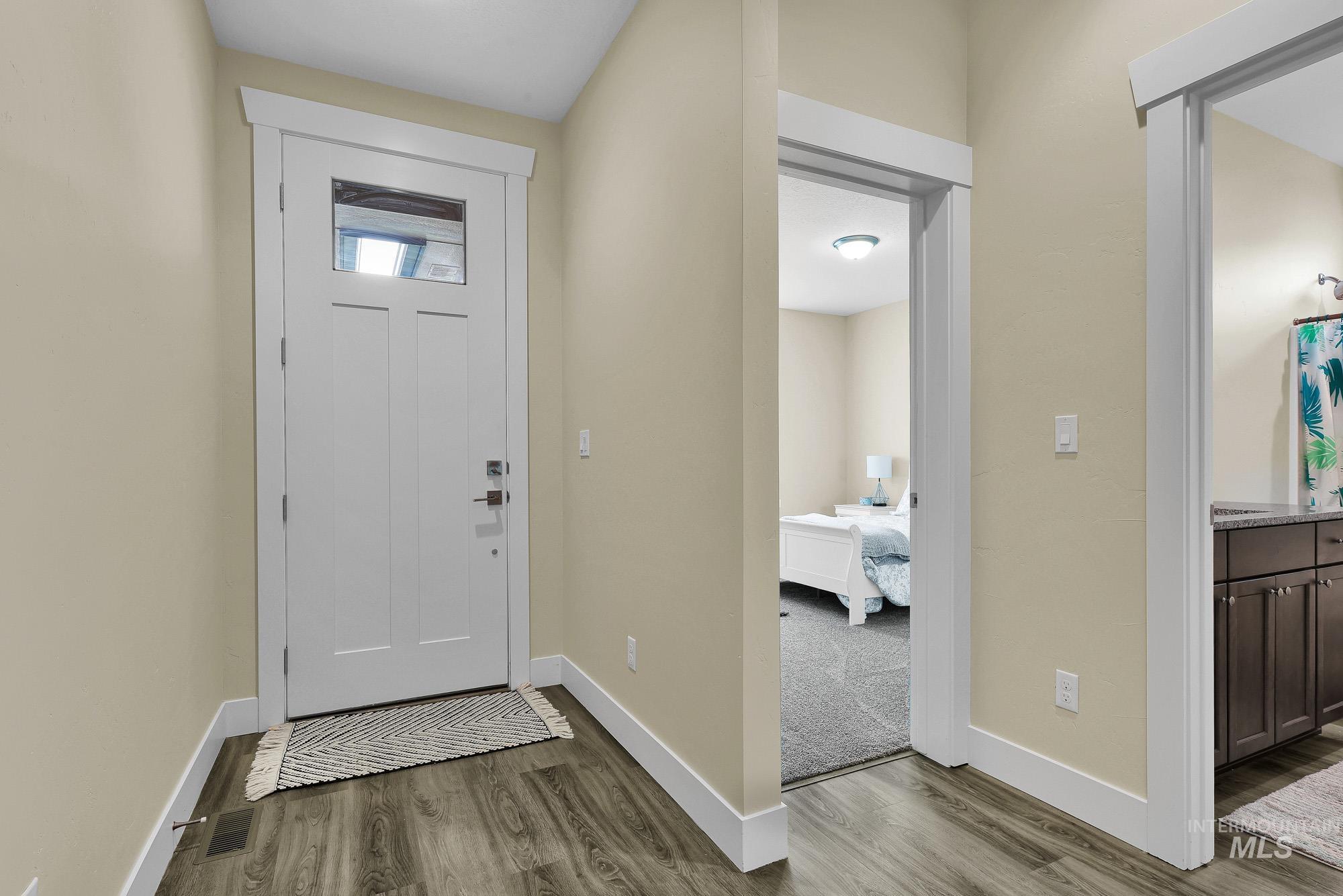 102 Thunder Mountain Ct, Homedale, Idaho 83628, 3 Bedrooms, 2 Bathrooms, Residential For Sale, Price $475,000,MLS 98982397