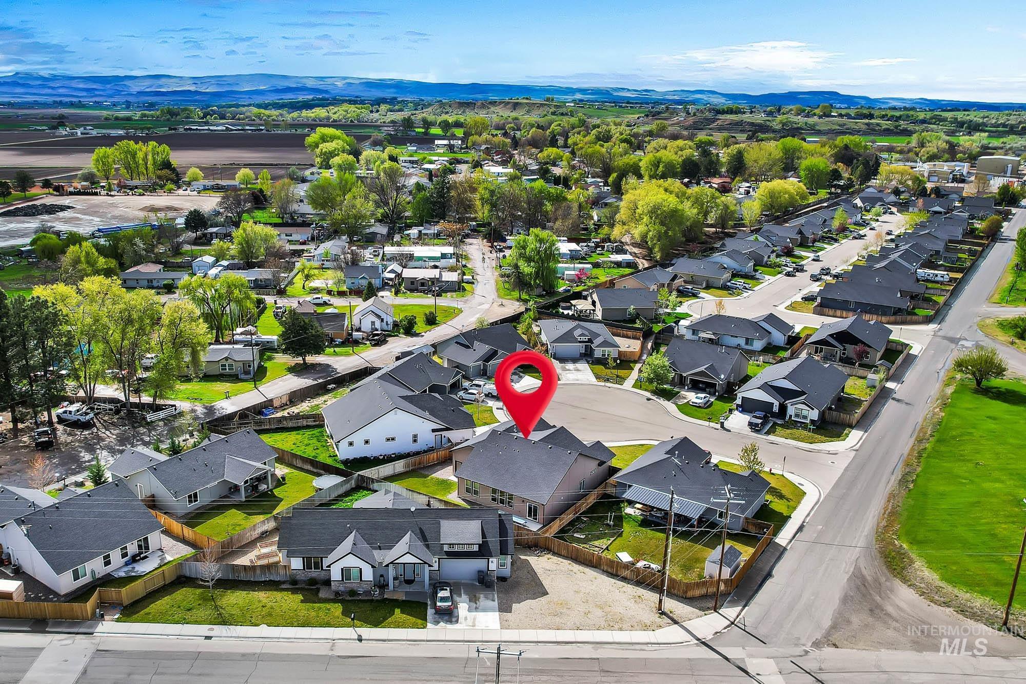 102 Thunder Mountain Ct, Homedale, Idaho 83628, 3 Bedrooms, 2 Bathrooms, Residential For Sale, Price $475,000,MLS 98982397