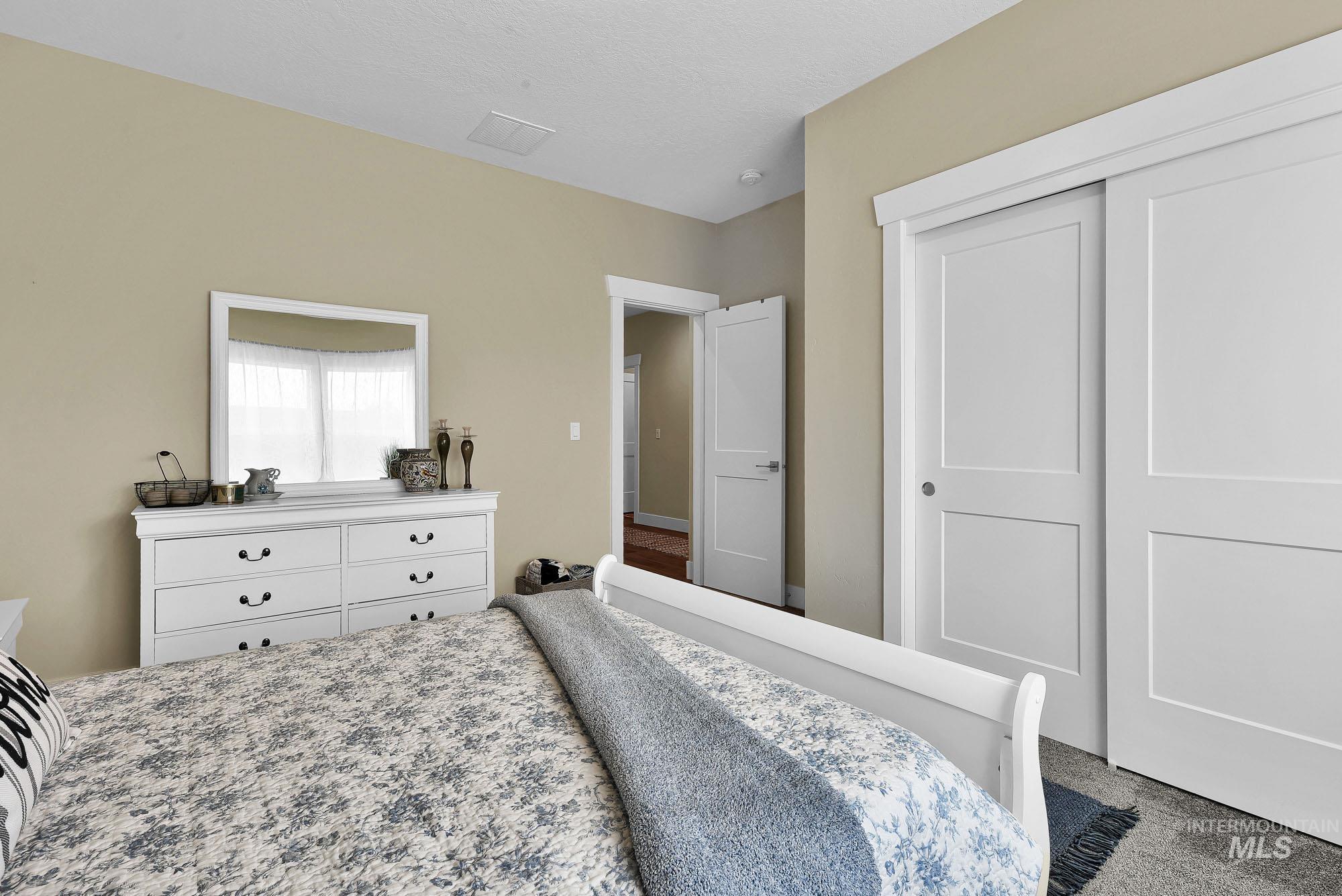 102 Thunder Mountain Ct, Homedale, Idaho 83628, 3 Bedrooms, 2 Bathrooms, Residential For Sale, Price $475,000,MLS 98982397