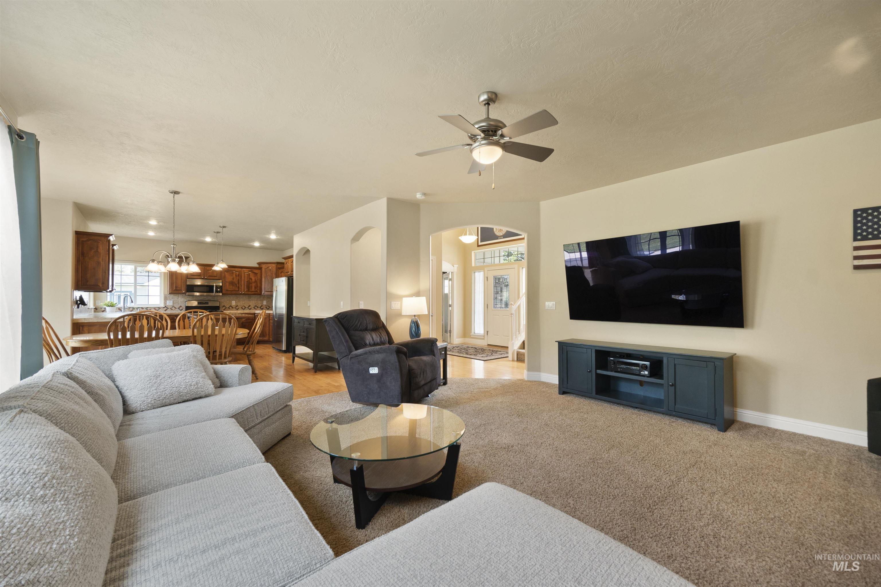 2698 W Torana Dr, Meridian, Idaho 83646, 4 Bedrooms, 3.5 Bathrooms, Residential For Sale, Price $925,000,MLS 98982398