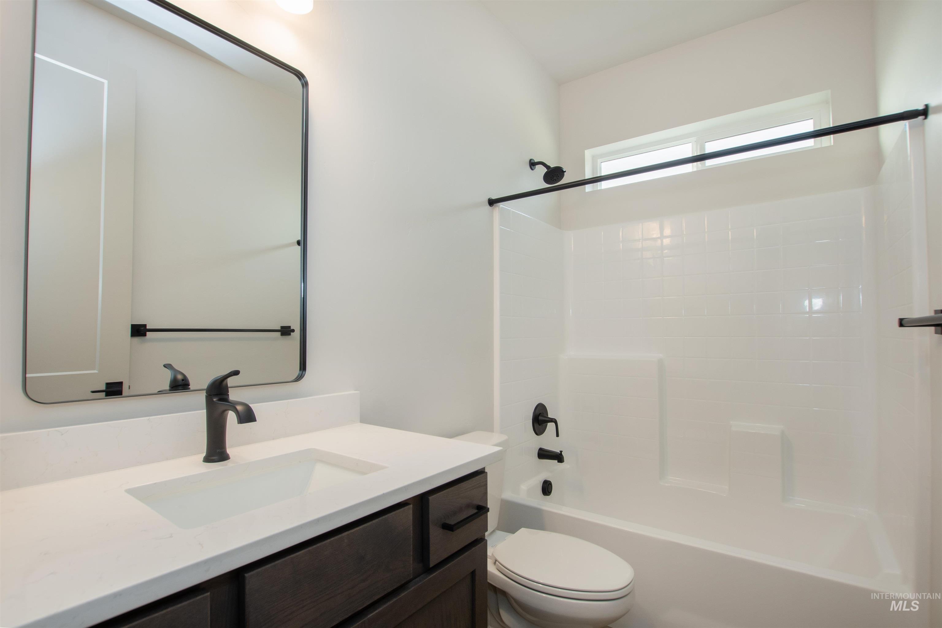 607 Grand Harvest Avenue, New Plymouth, Idaho 83655, 4 Bedrooms, 2.5 Bathrooms, Residential For Sale, Price $474,000,MLS 98982404