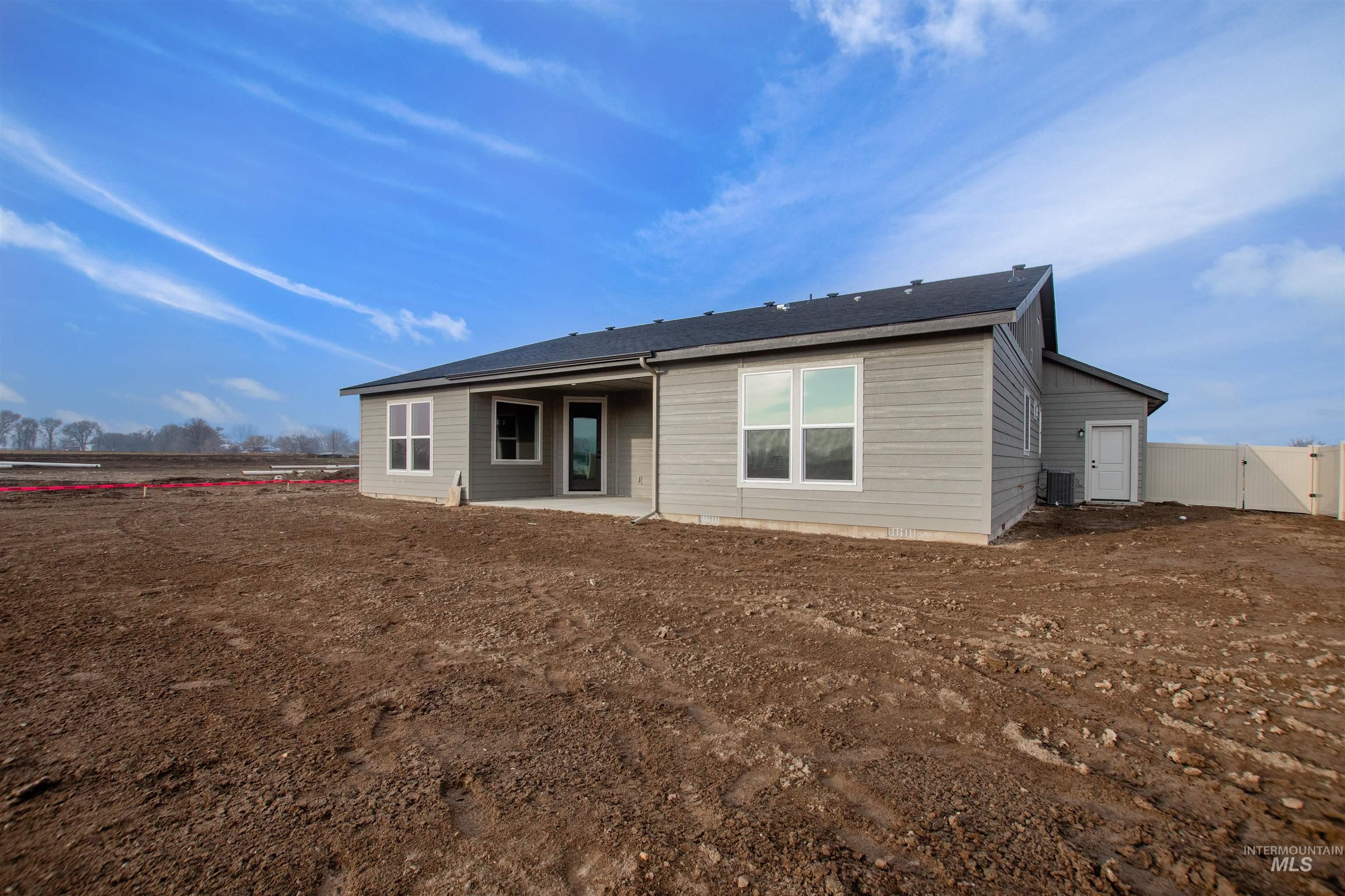 607 Grand Harvest Avenue, New Plymouth, Idaho 83655, 4 Bedrooms, 2.5 Bathrooms, Residential For Sale, Price $474,000,MLS 98982404